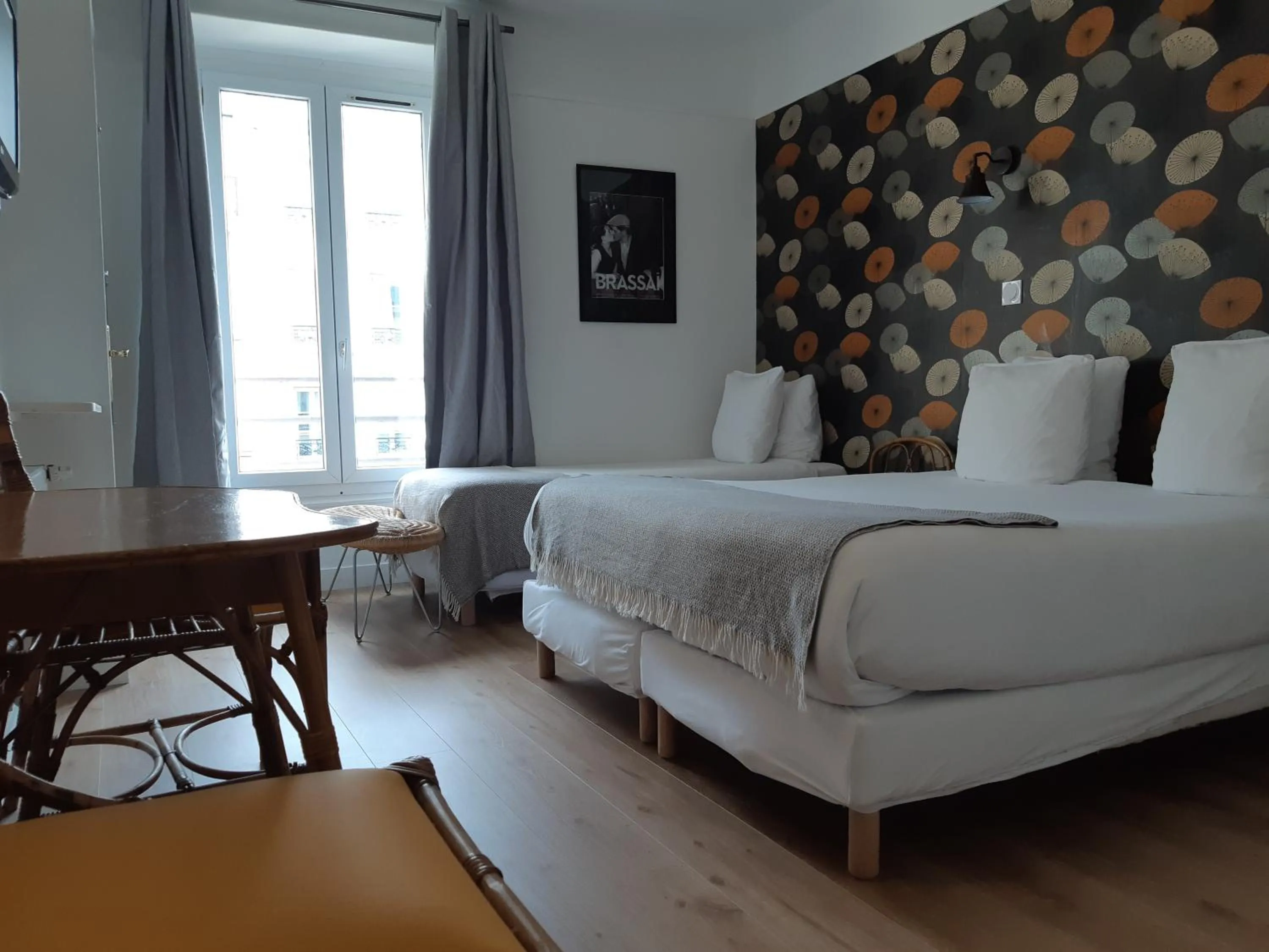 Photo of the whole room, Bed in Zazie Hôtel