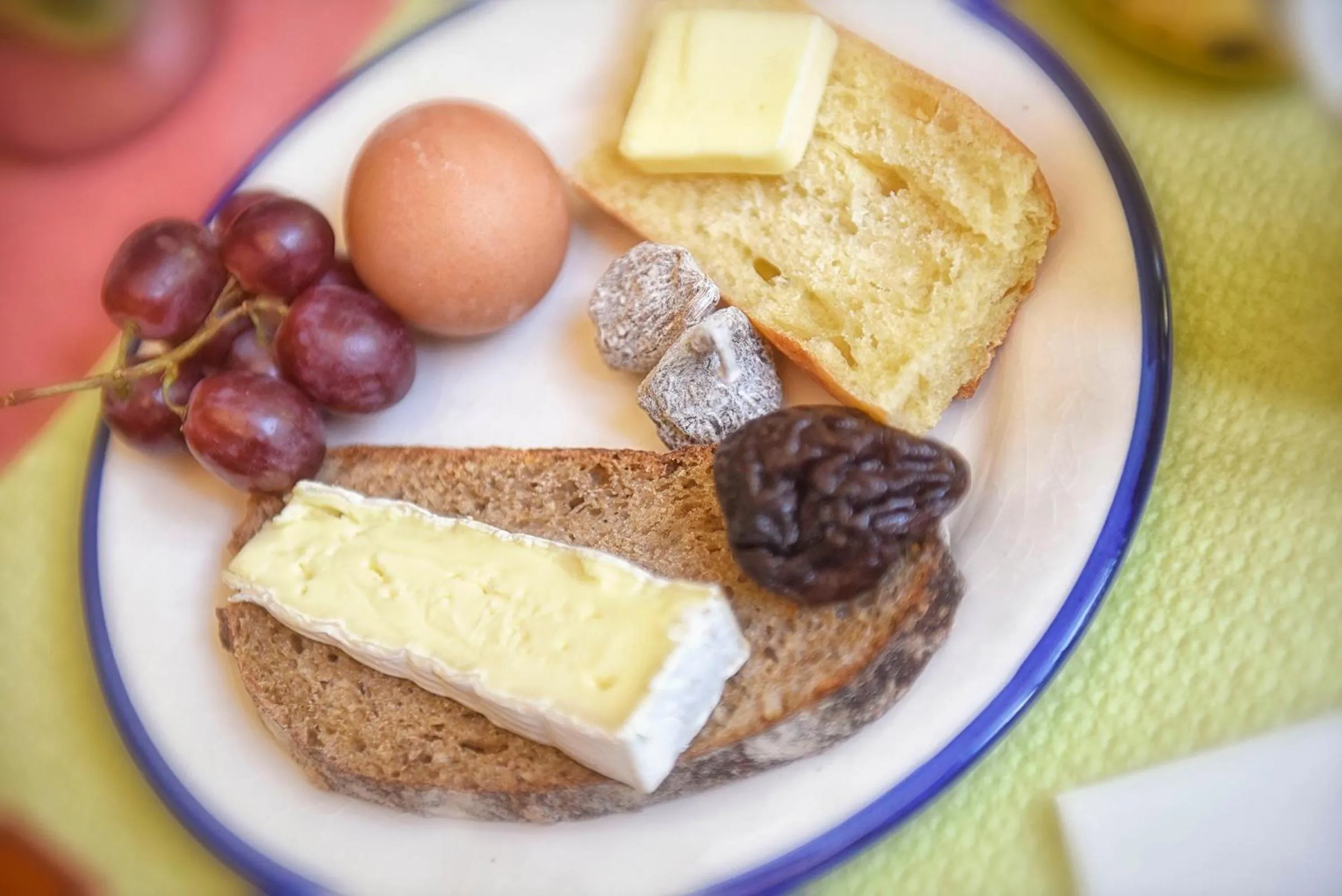 Food close-up in Zazie Hôtel