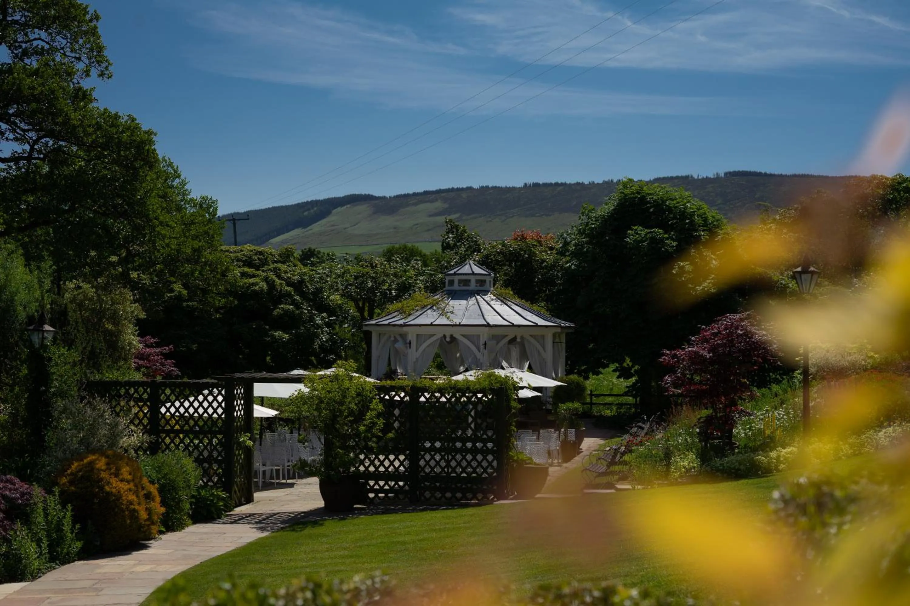 wedding in Gibbon Bridge Hotel