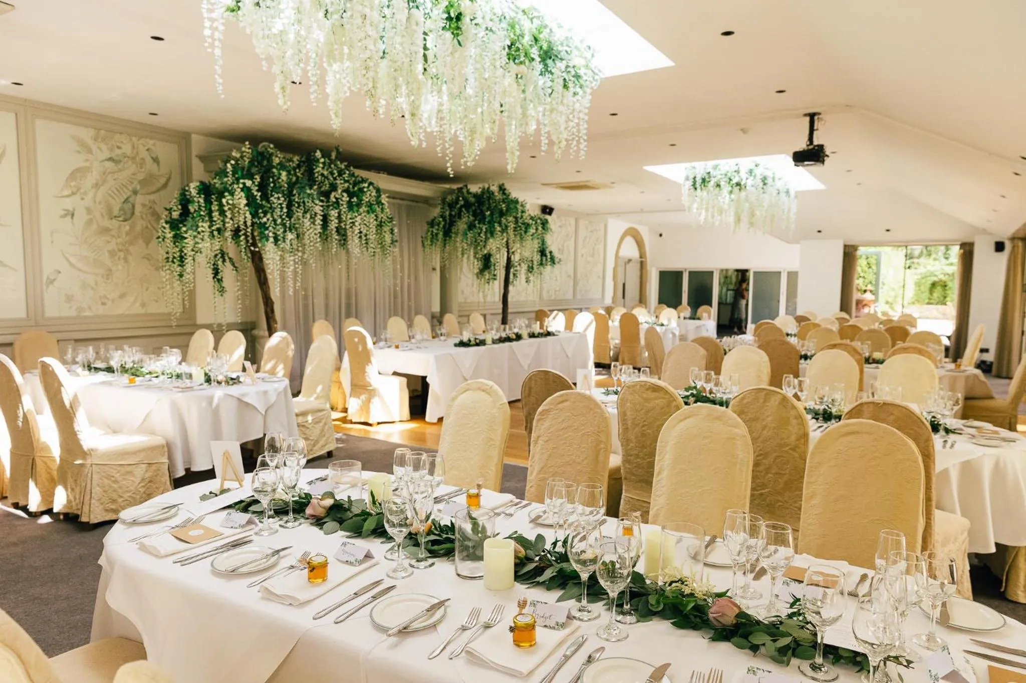 wedding in Gibbon Bridge Hotel