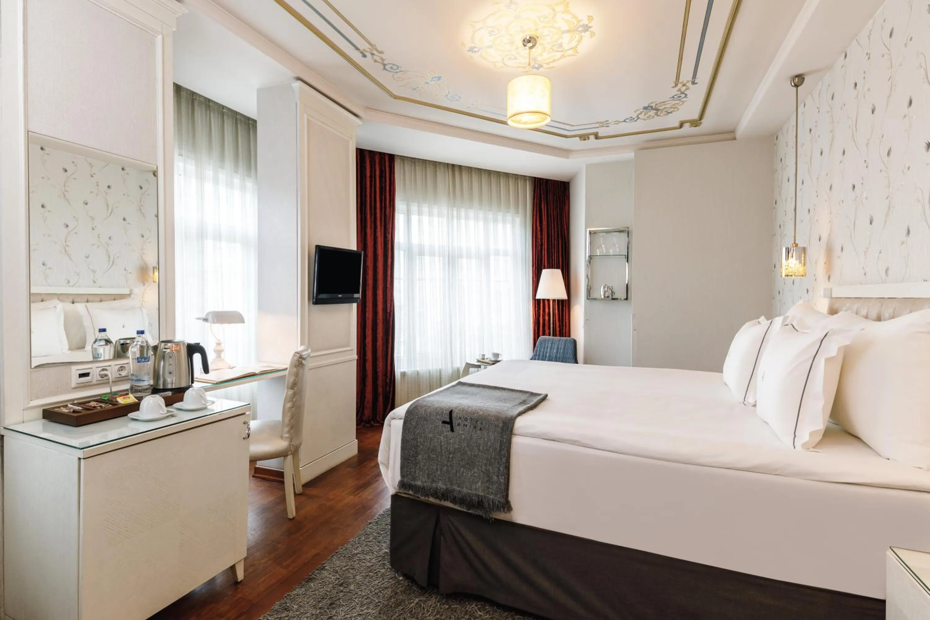 Bedroom, Bed in Hotel Amira Istanbul
