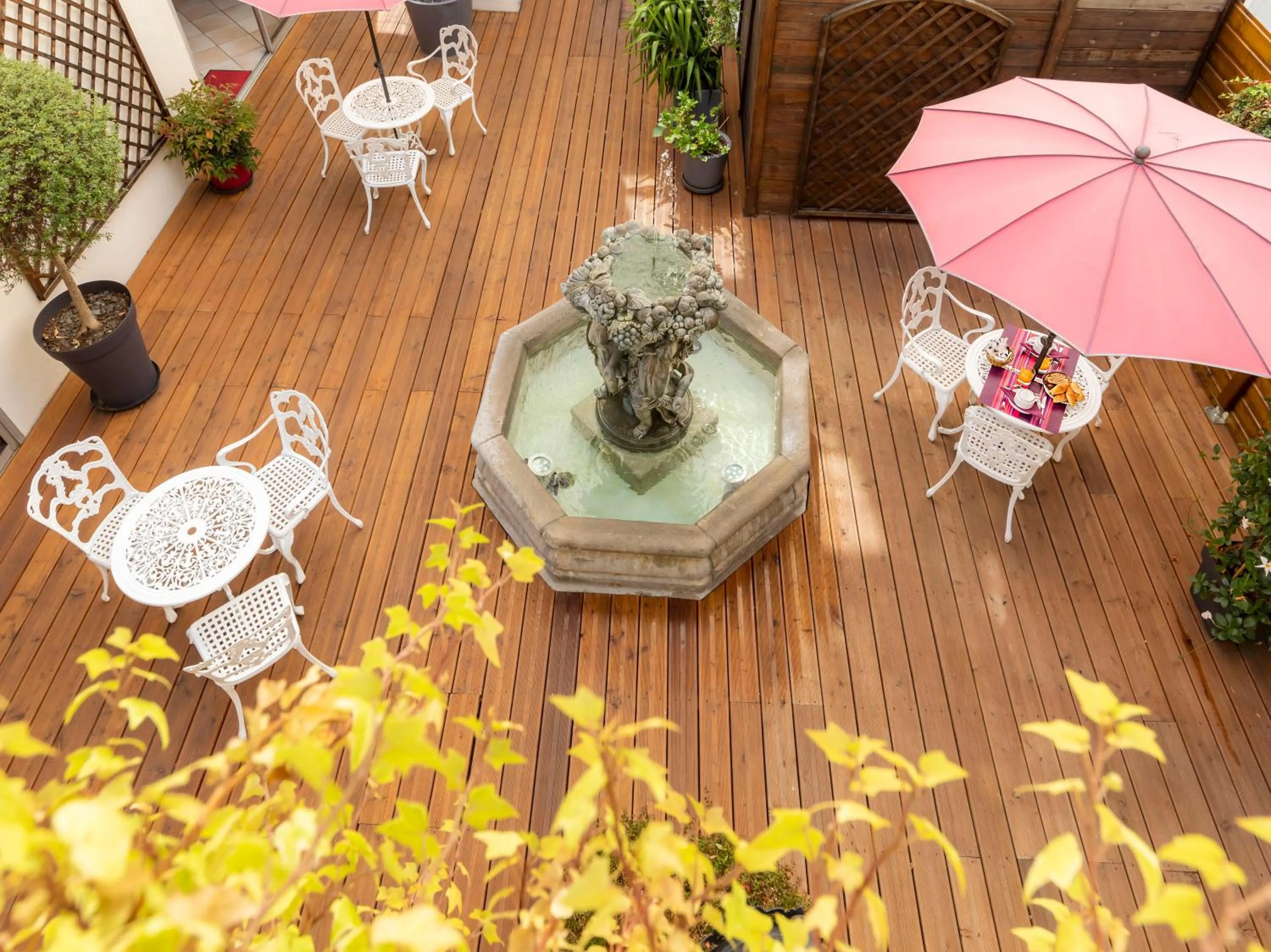 Patio in Agate Hôtel