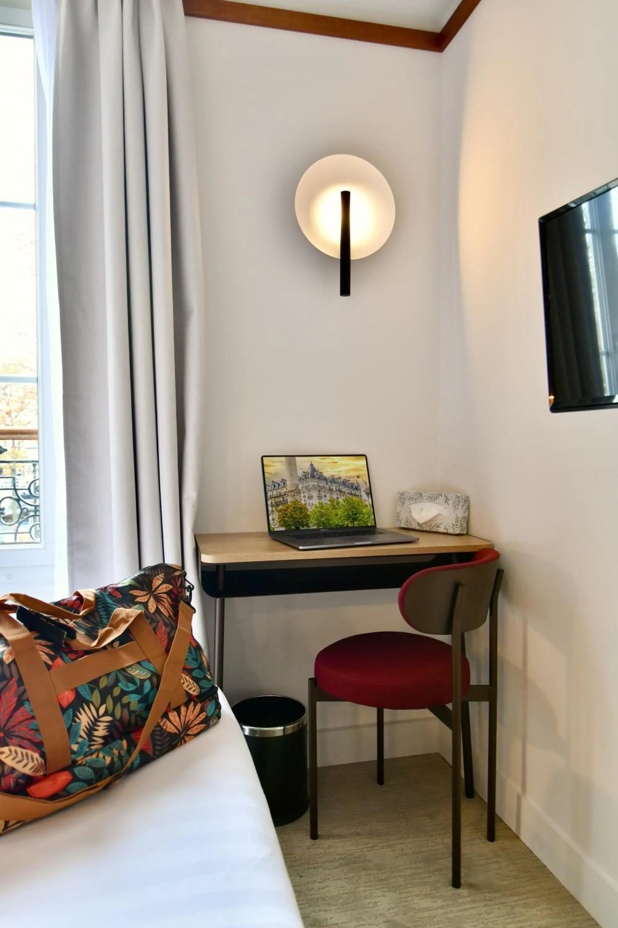 Bedroom, Bed in Agate Hôtel