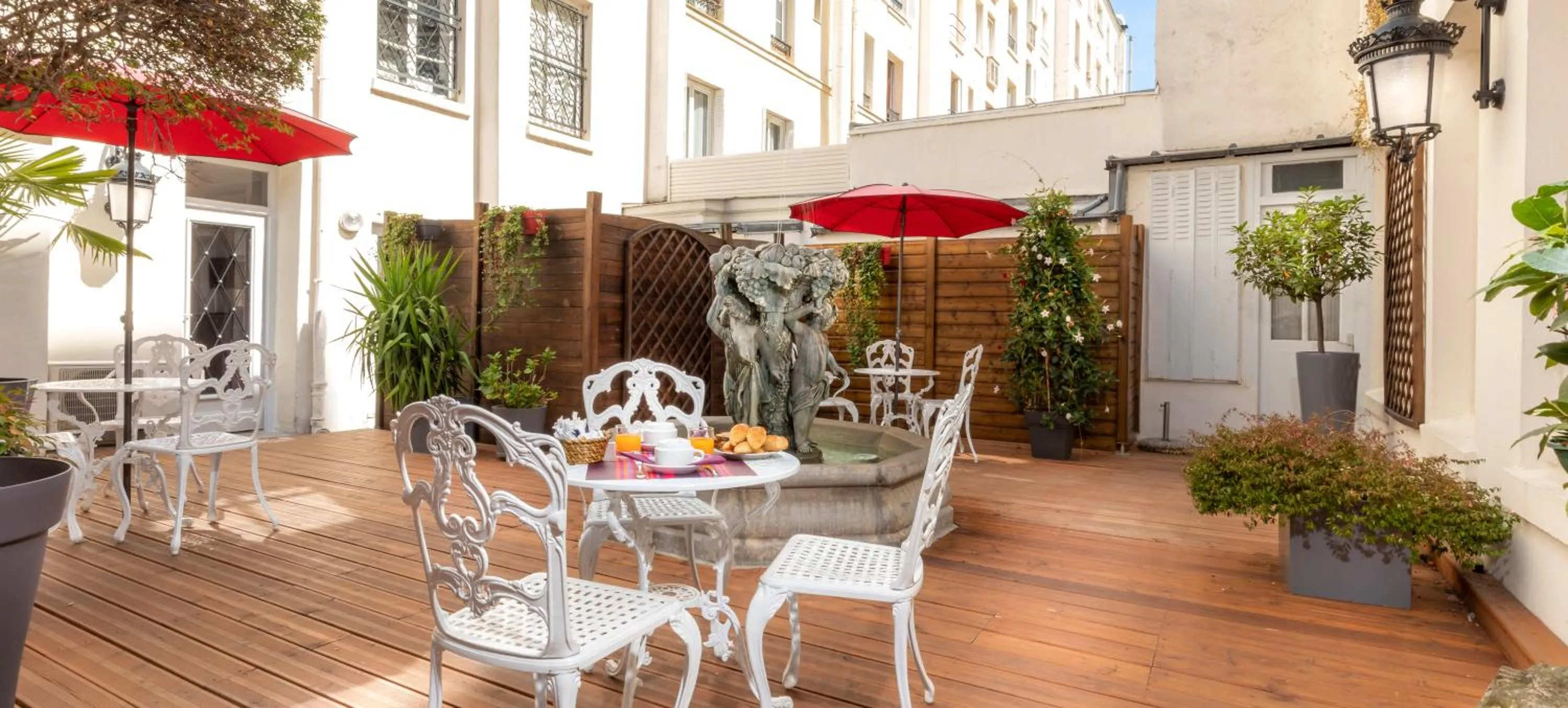 Patio in Agate Hôtel