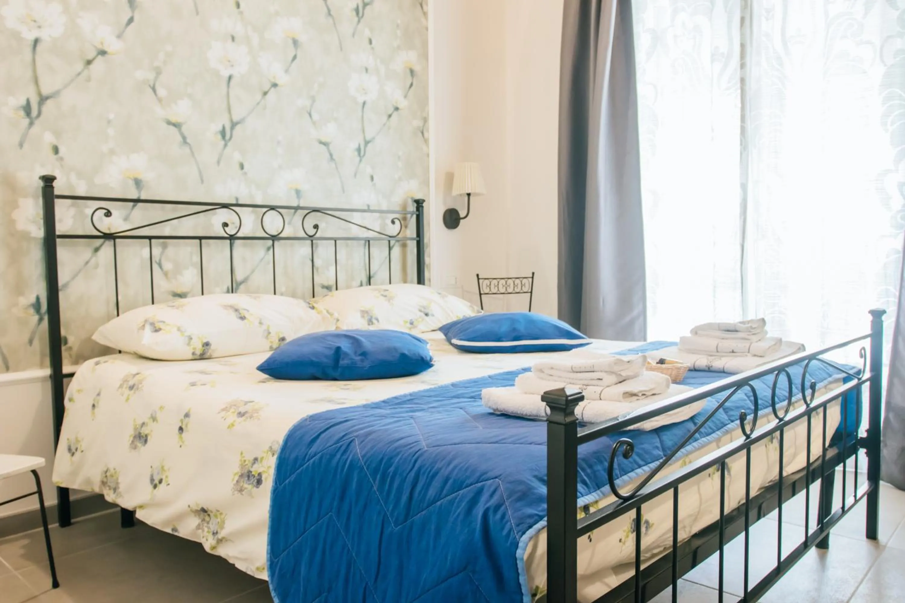 Bed in Valle dei Mulini - Lake Como