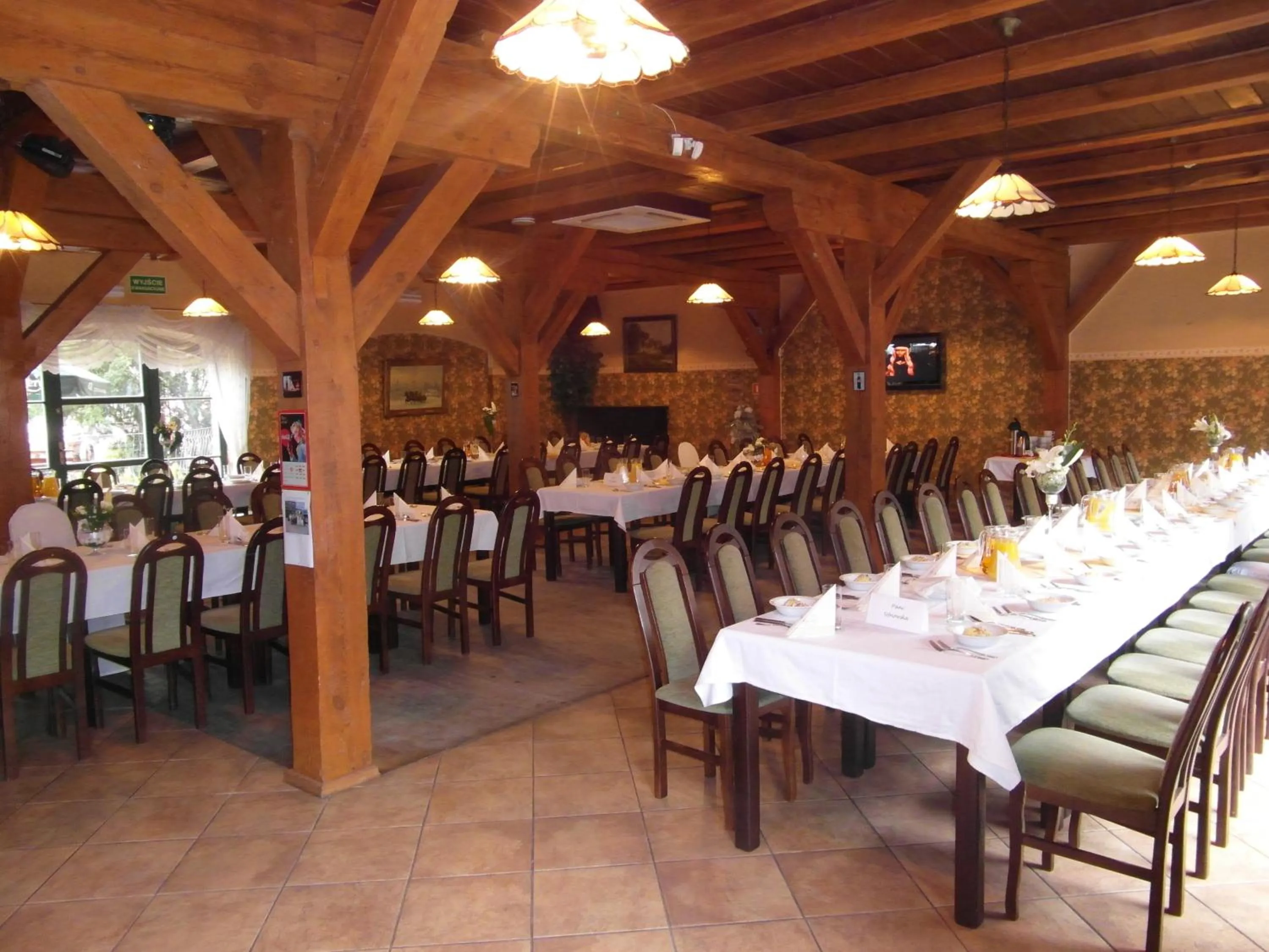 Restaurant/places to eat in Hotel Spichlerz