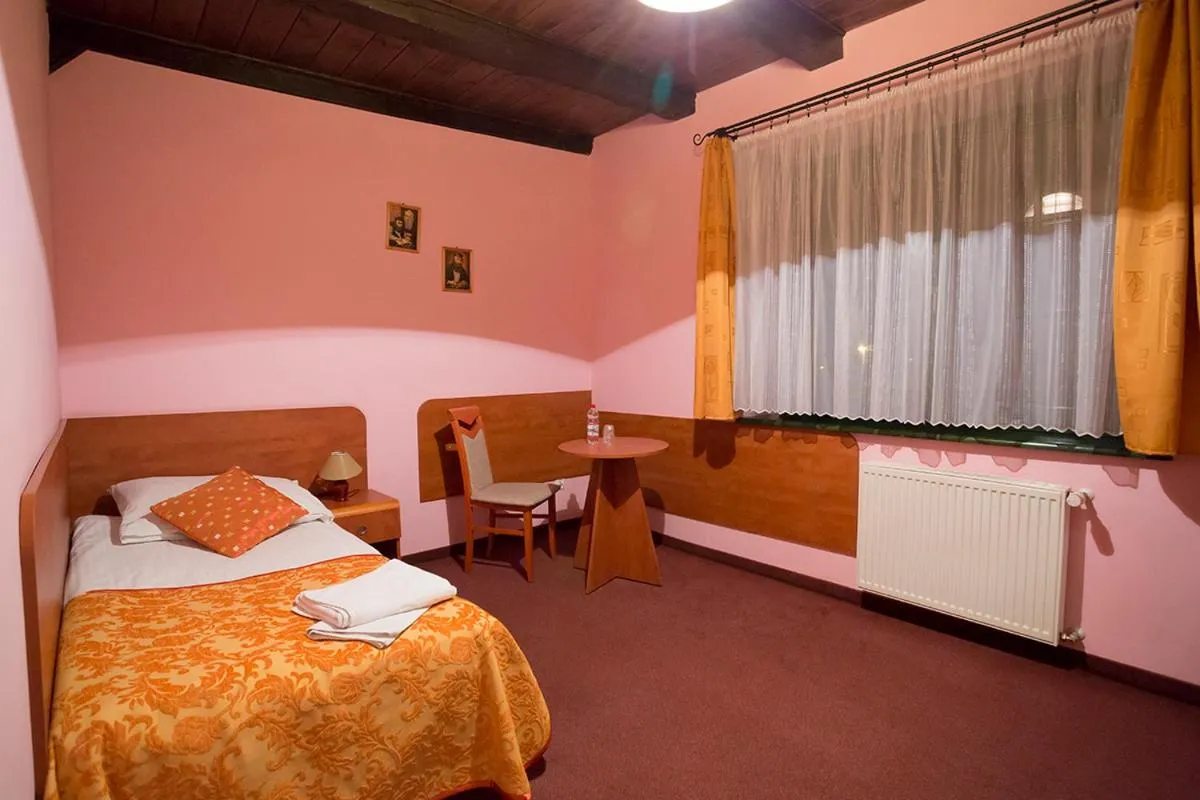 Photo of the whole room, Bed in Hotel Spichlerz