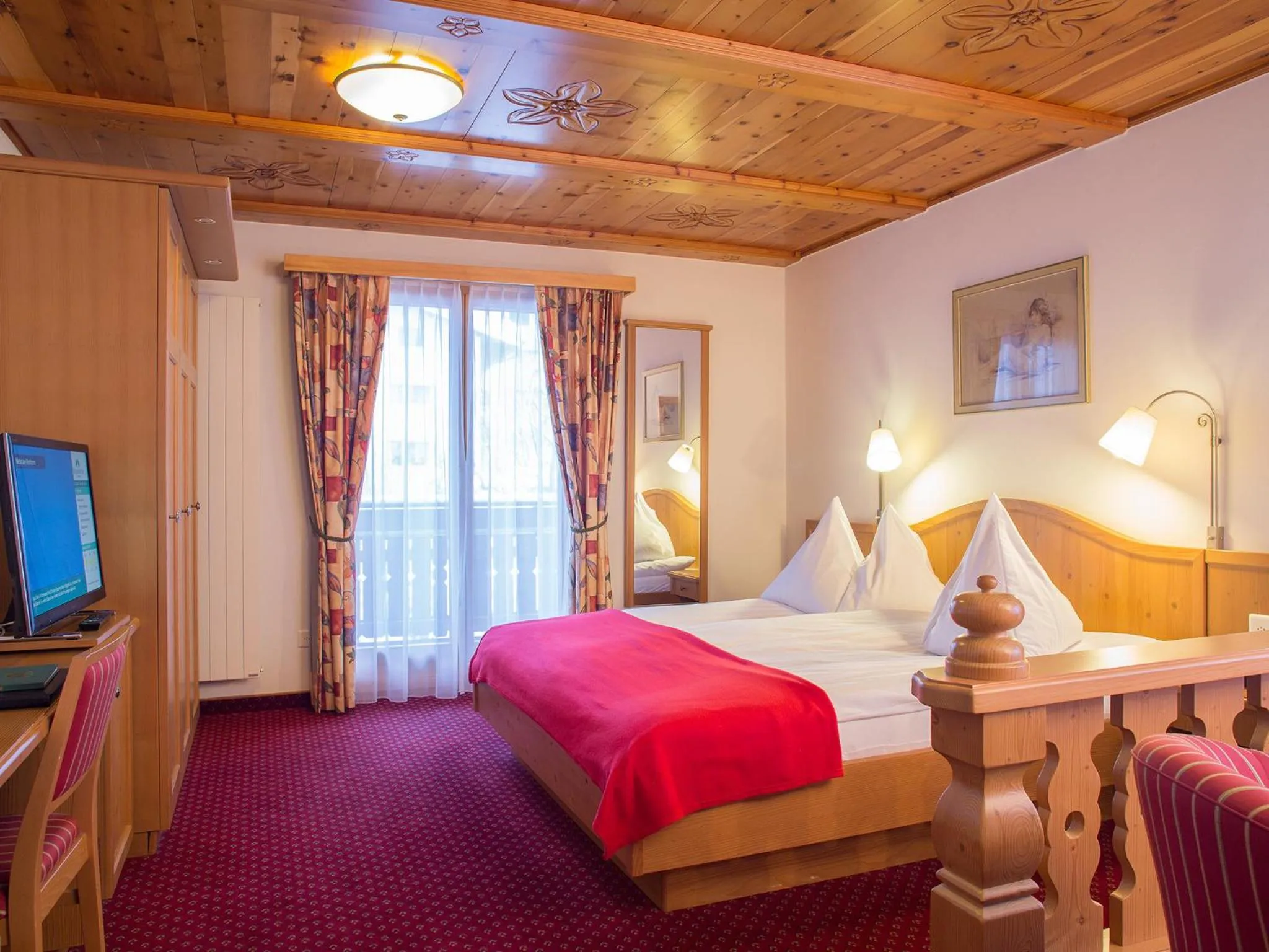 Junior Suite with Balcony and Matterhorn View in Alpenblick