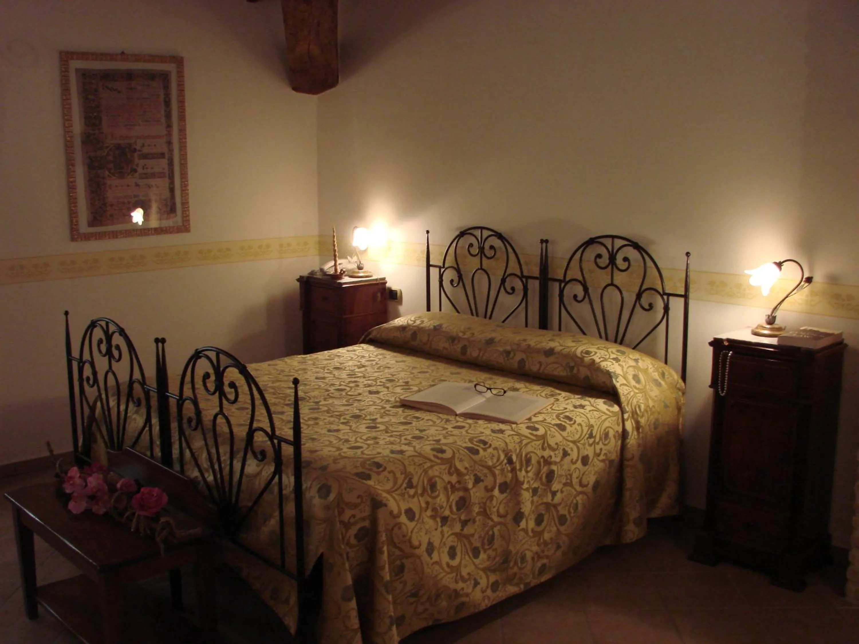 Bed in Hotel Palazzo Brunamonti