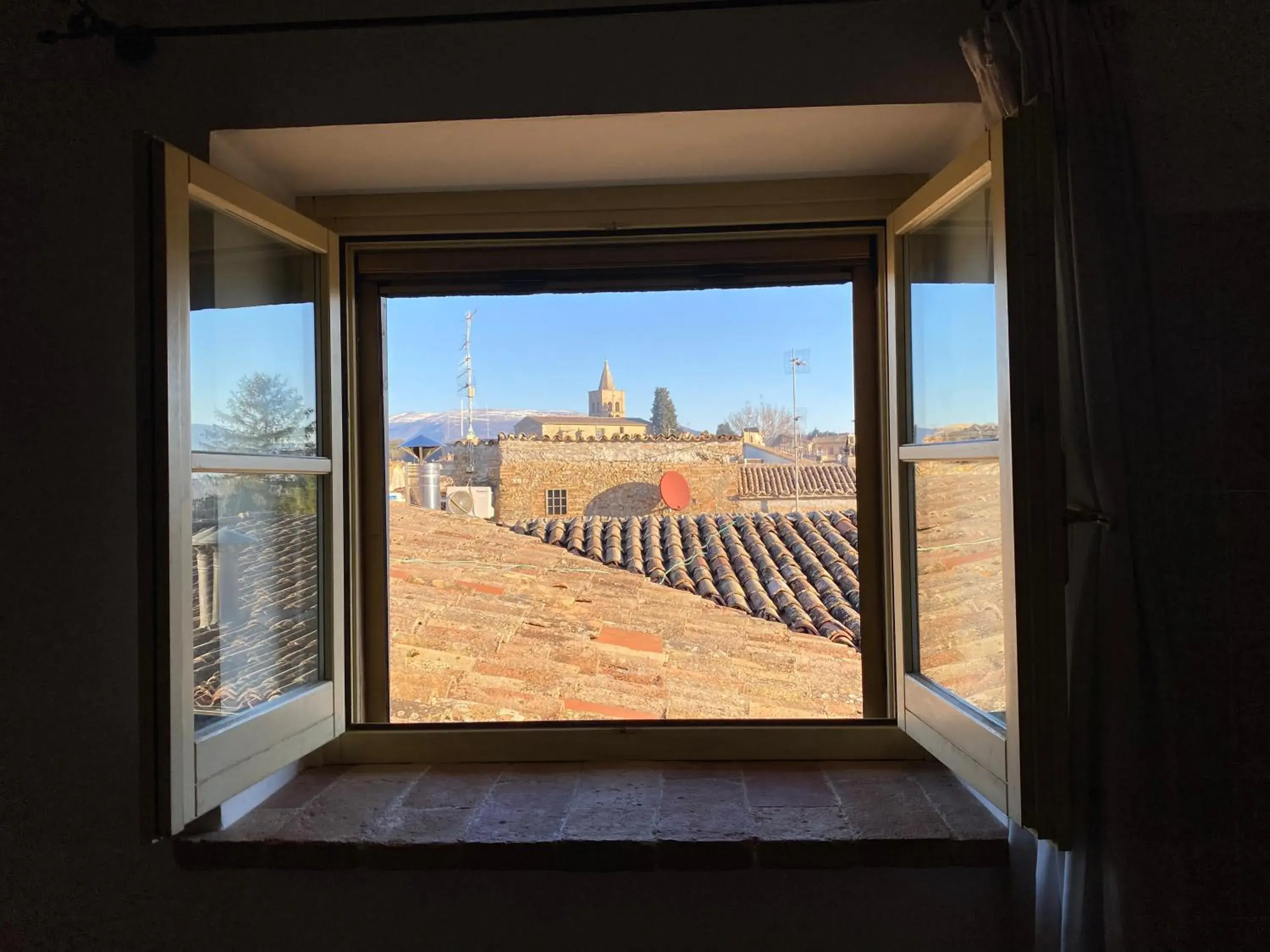 Superior Family Room in Hotel Palazzo Brunamonti Superior Family Room in Hotel Palazzo Brunamonti