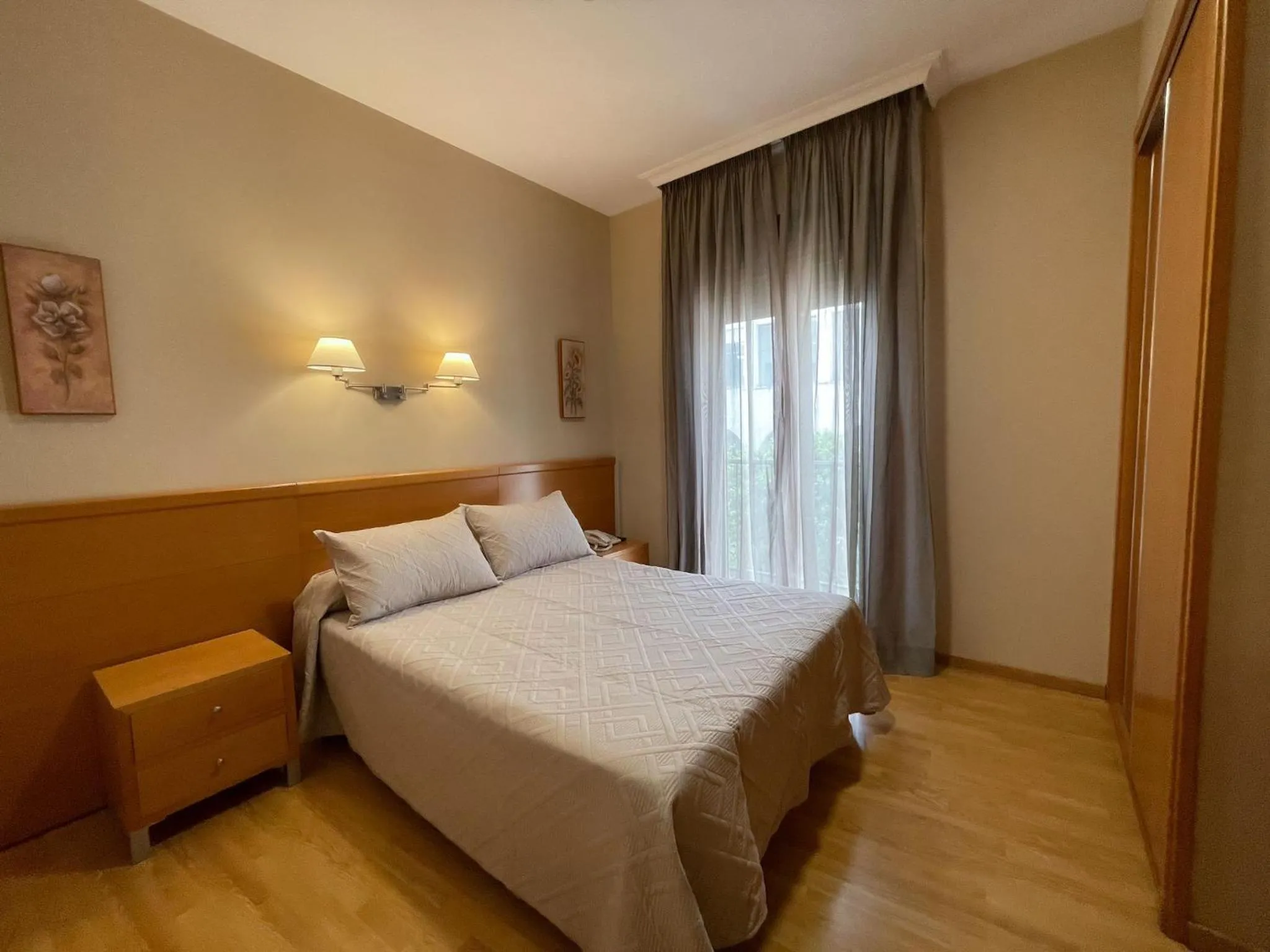 Bed in Hotel Castilla