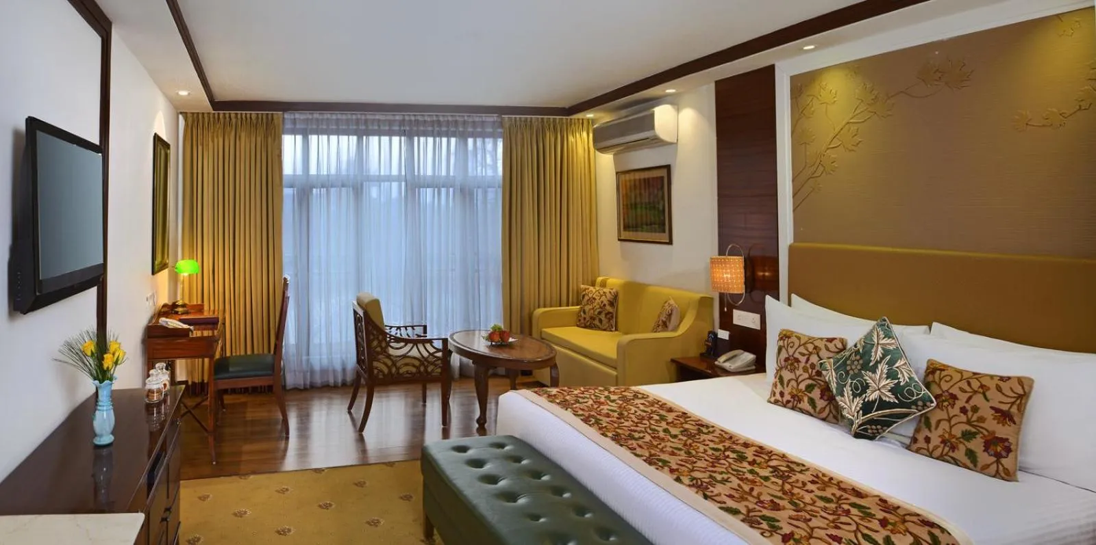 Bedroom, Bed in Fortune Resort Heevan, Srinagar - Member ITC Hotels' Group