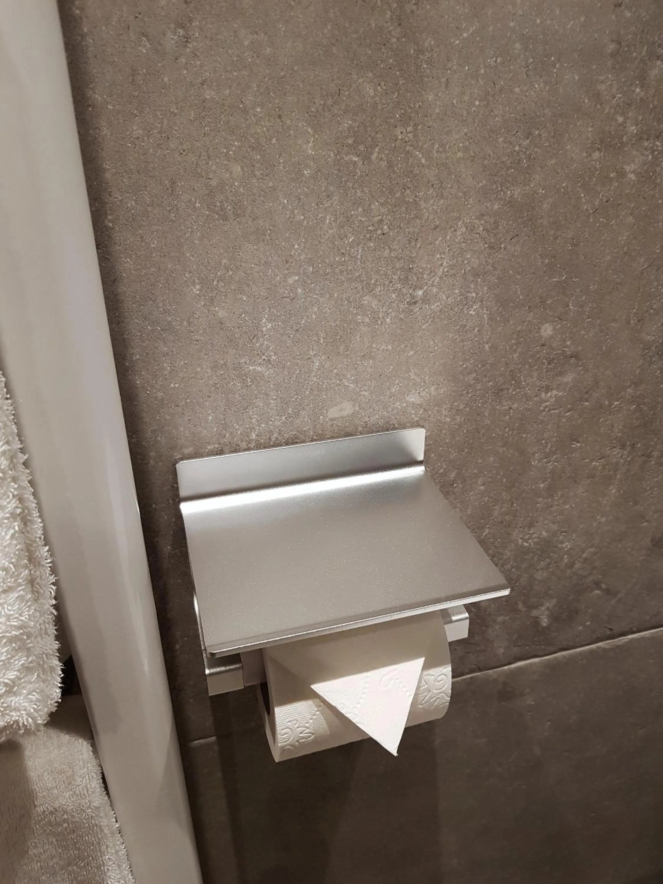 Toilet in Apparthotel Garni Superior Simsseeblick