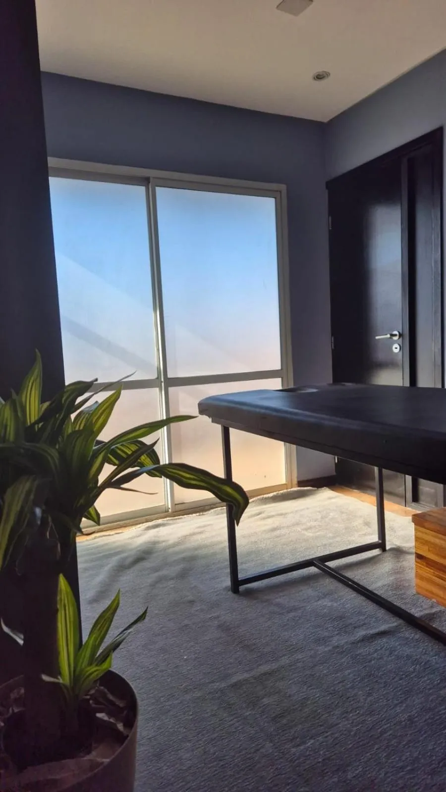 Massage in DAKAR HOTEL