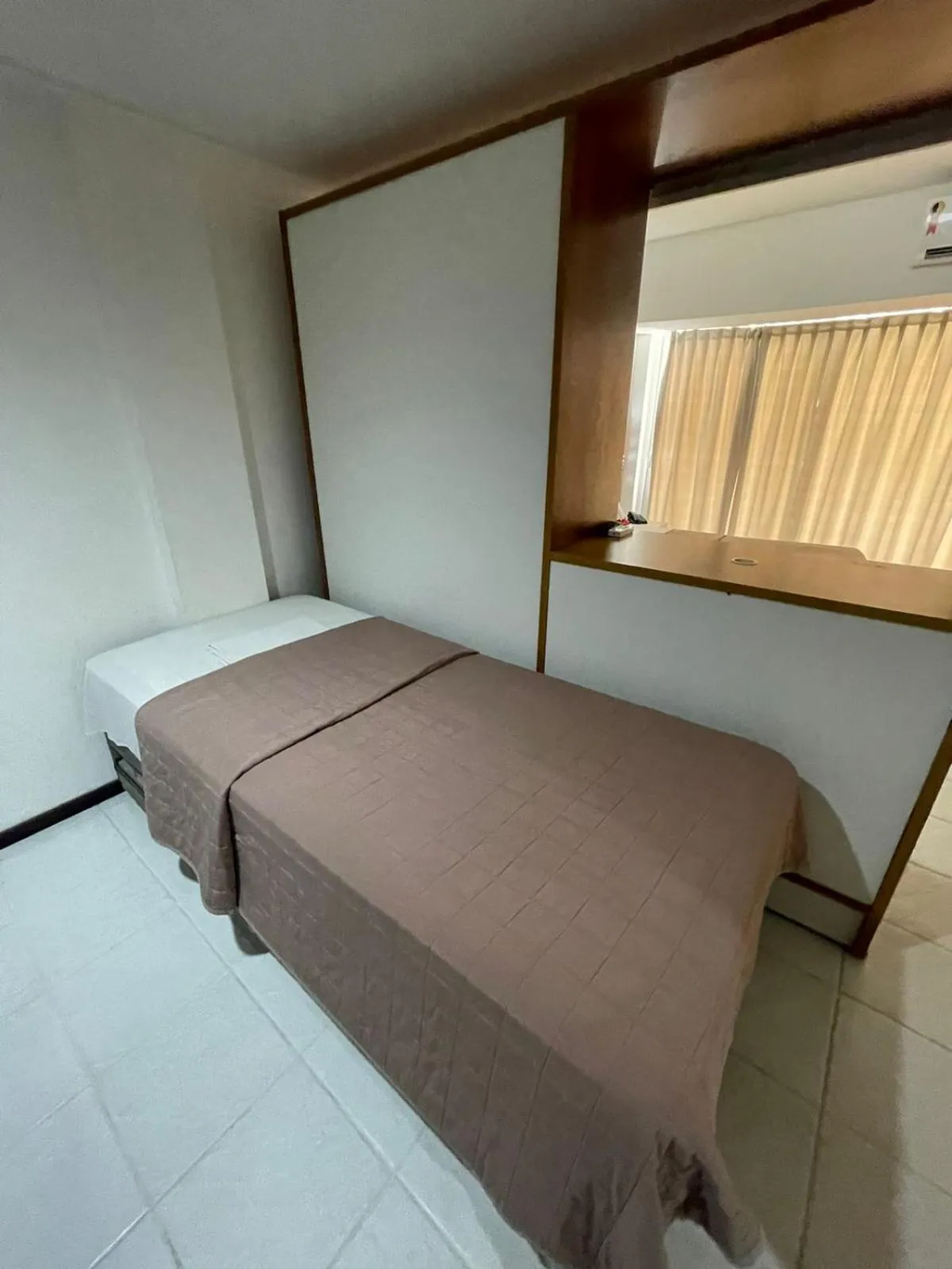 Photo of the whole room, Bed in Pipas Bay