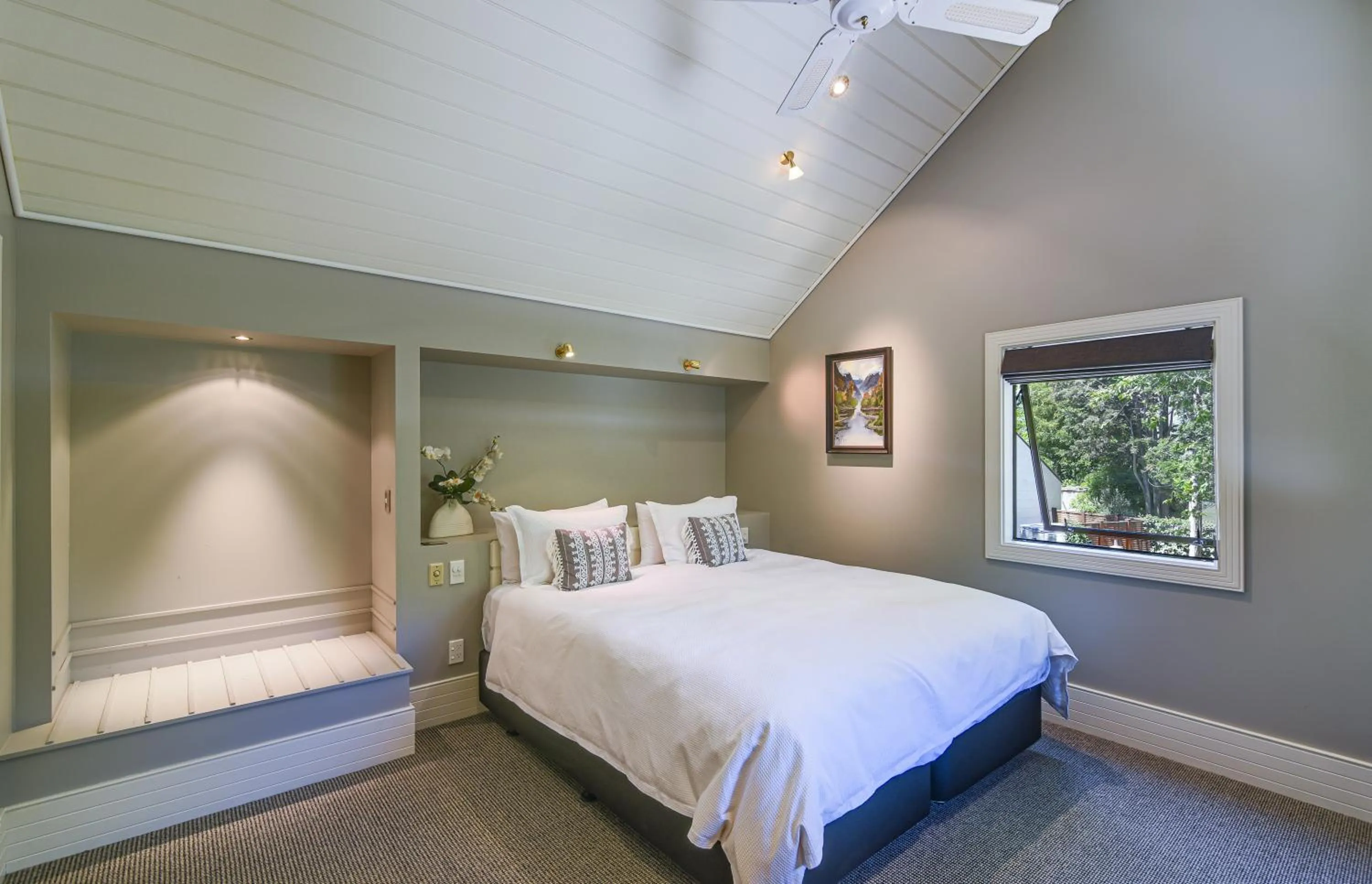 Photo of the whole room, Bed in Manata Homestead & Lodge