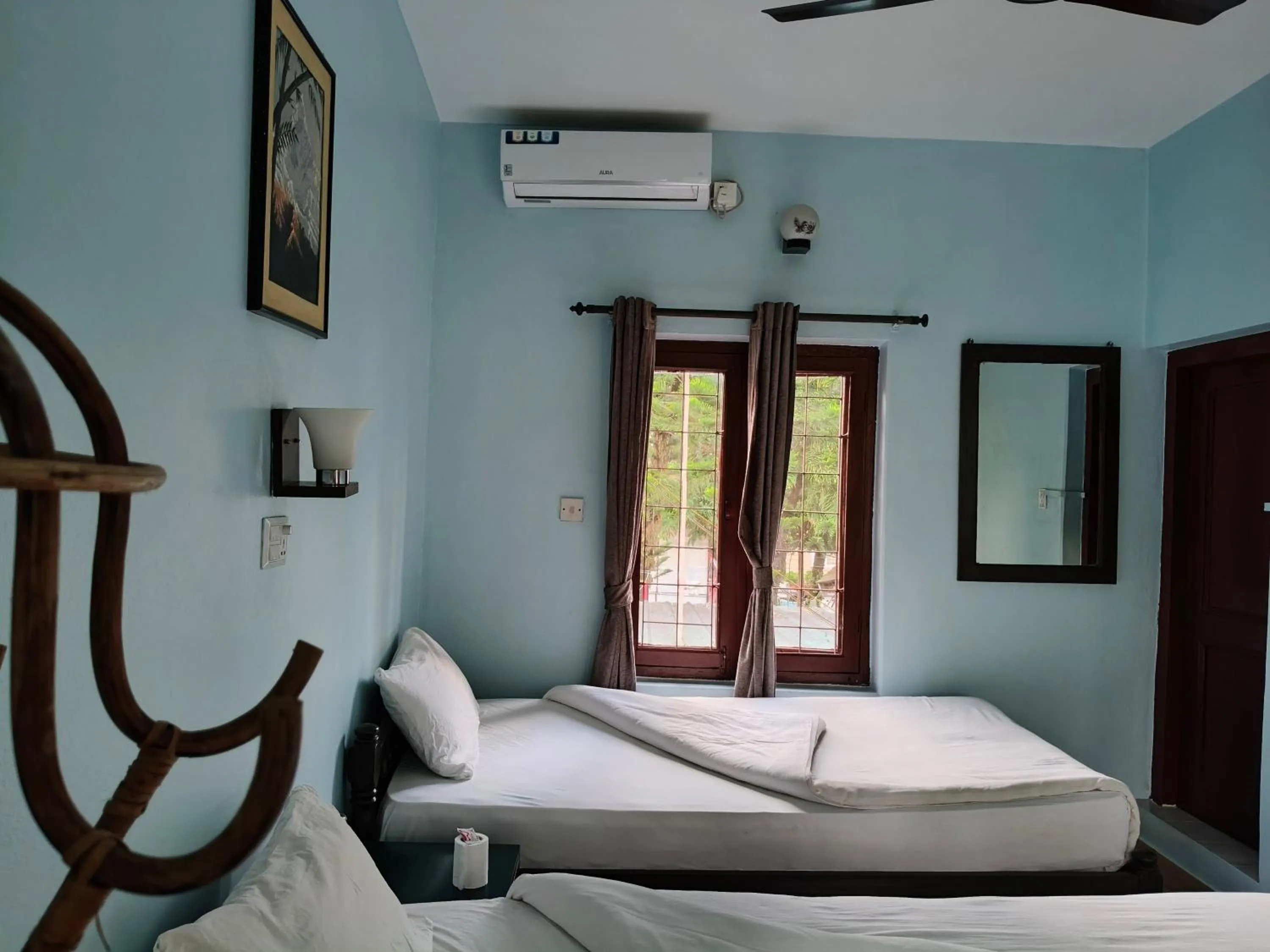 Bed in Yeti Guest House