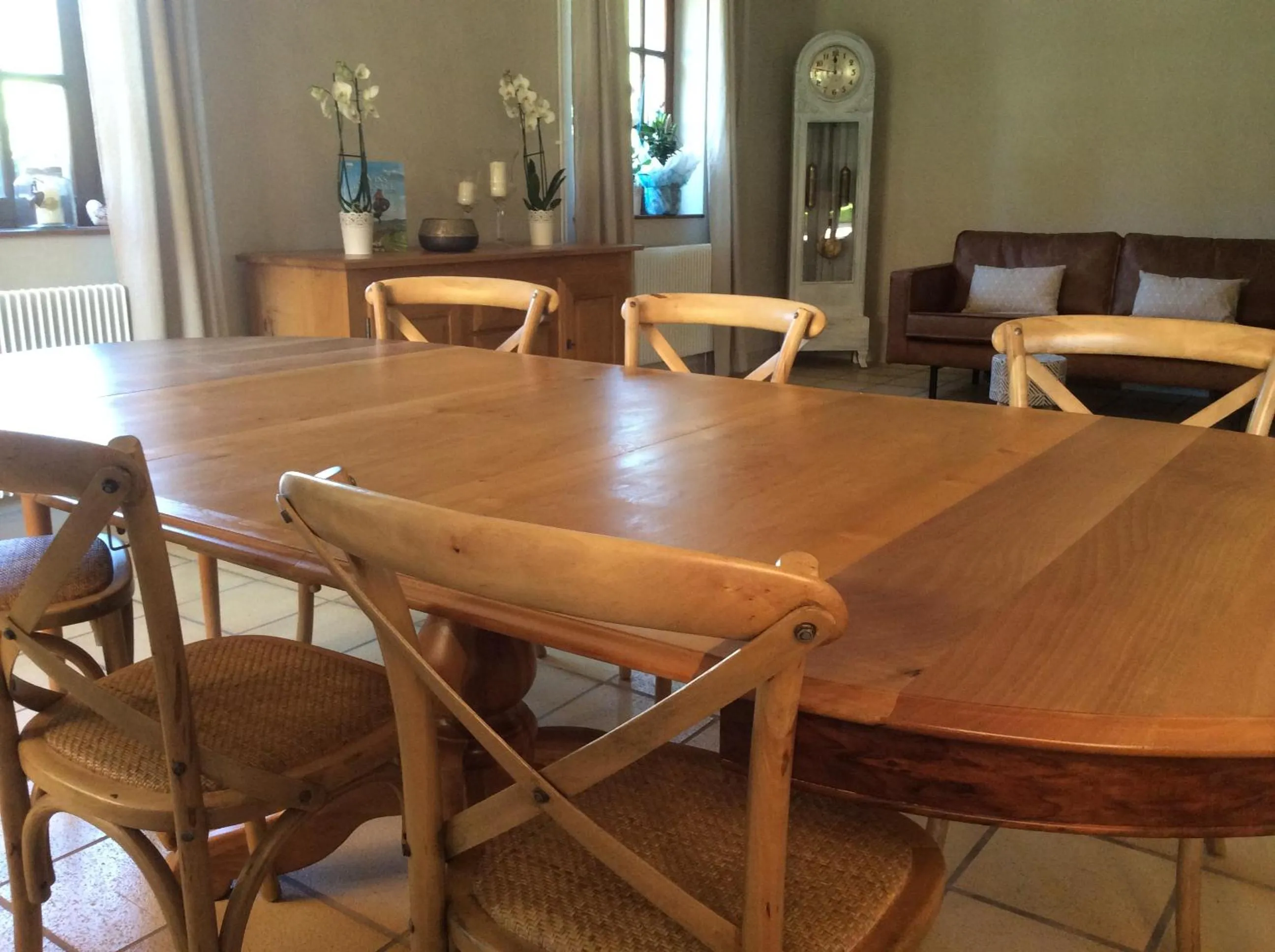 Dining area in Les Chambres Chez Christine