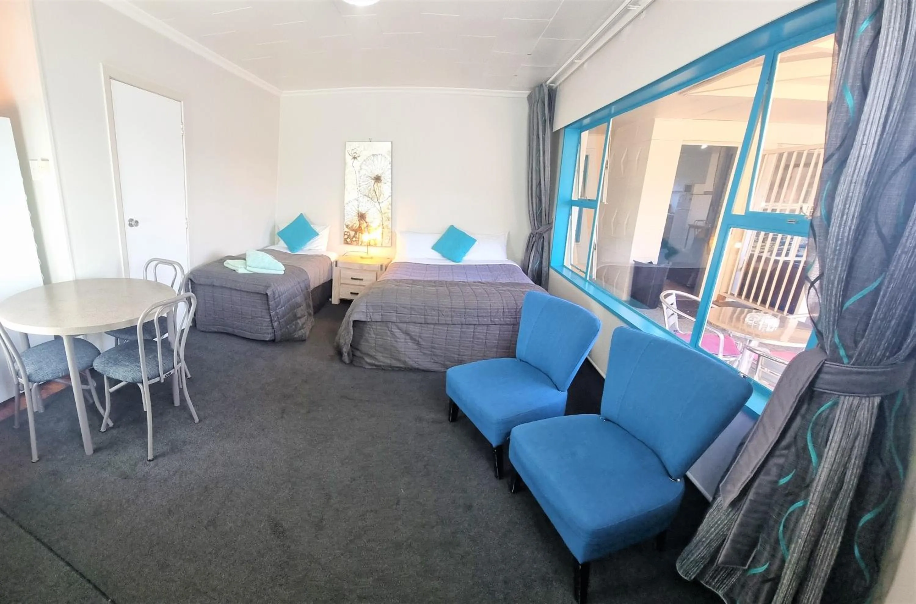 One-Bedroom Apartment in Alpine Motel