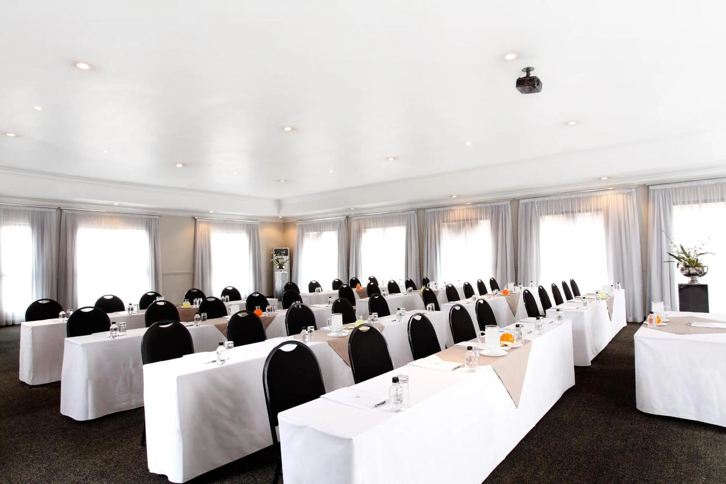 Business facilities in Manhattan Hotel