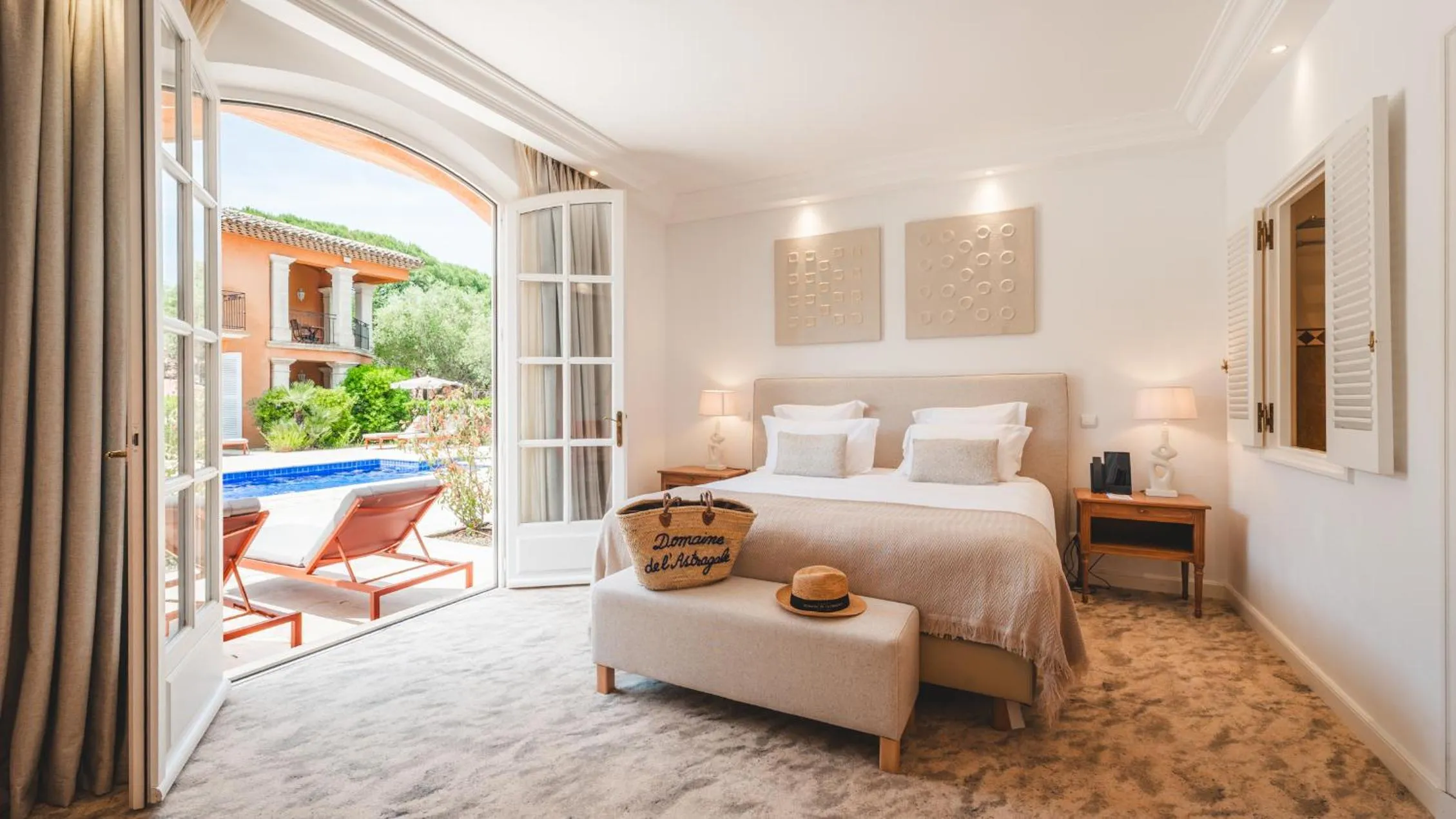 Bedroom, Bed in Domaine de l'Astragale