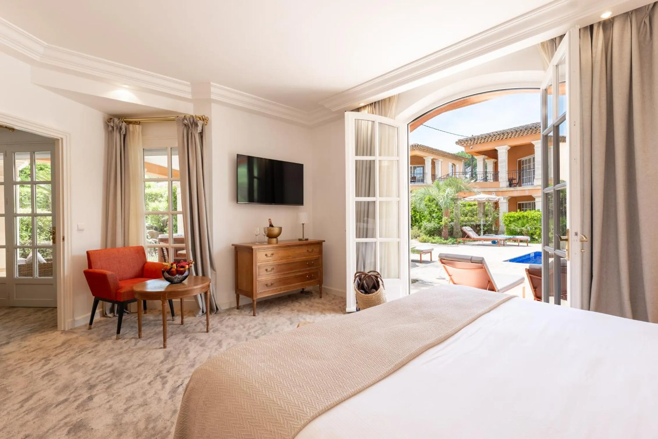 Bedroom, Bed in Domaine de l'Astragale