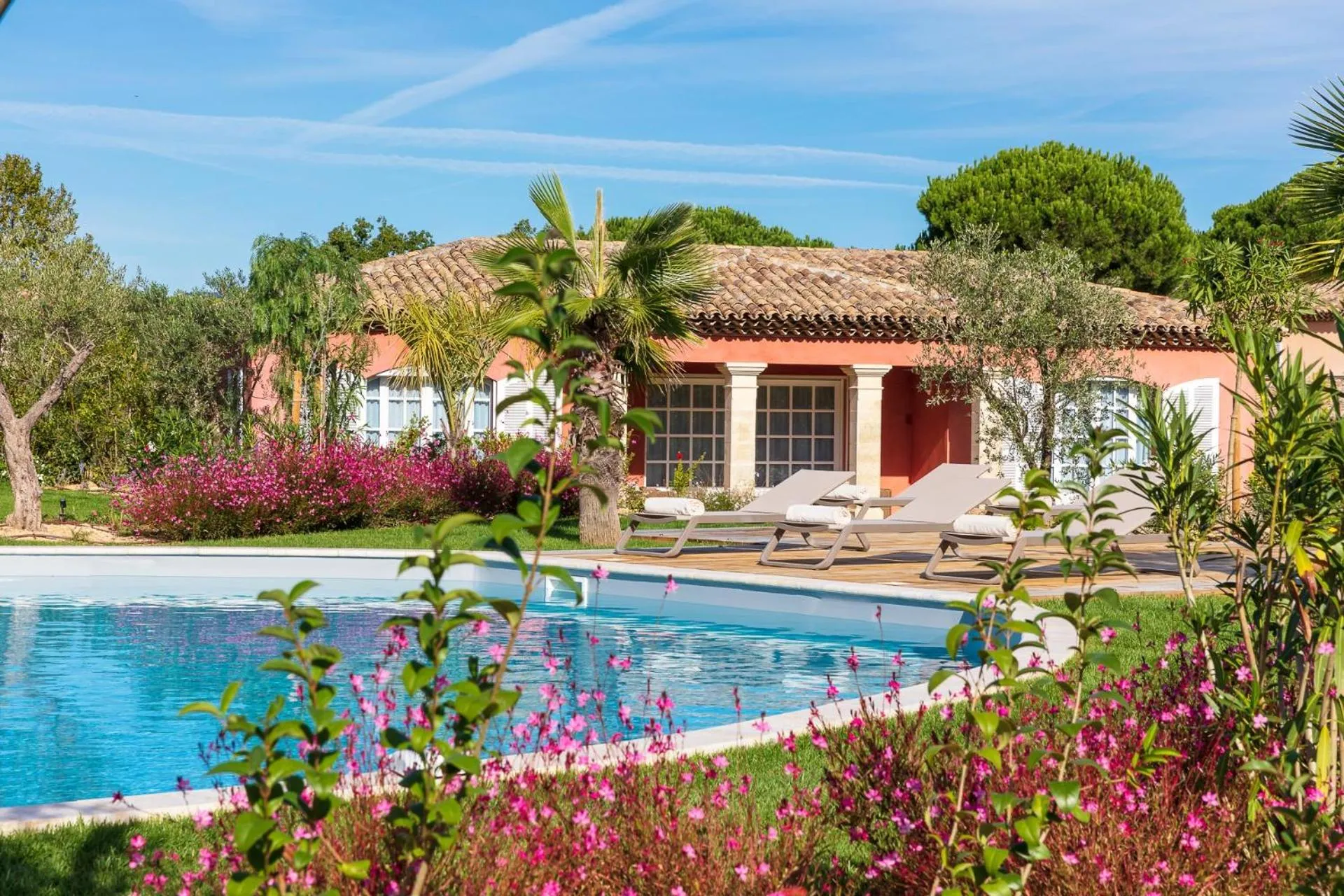 Pool view in Domaine de l'Astragale