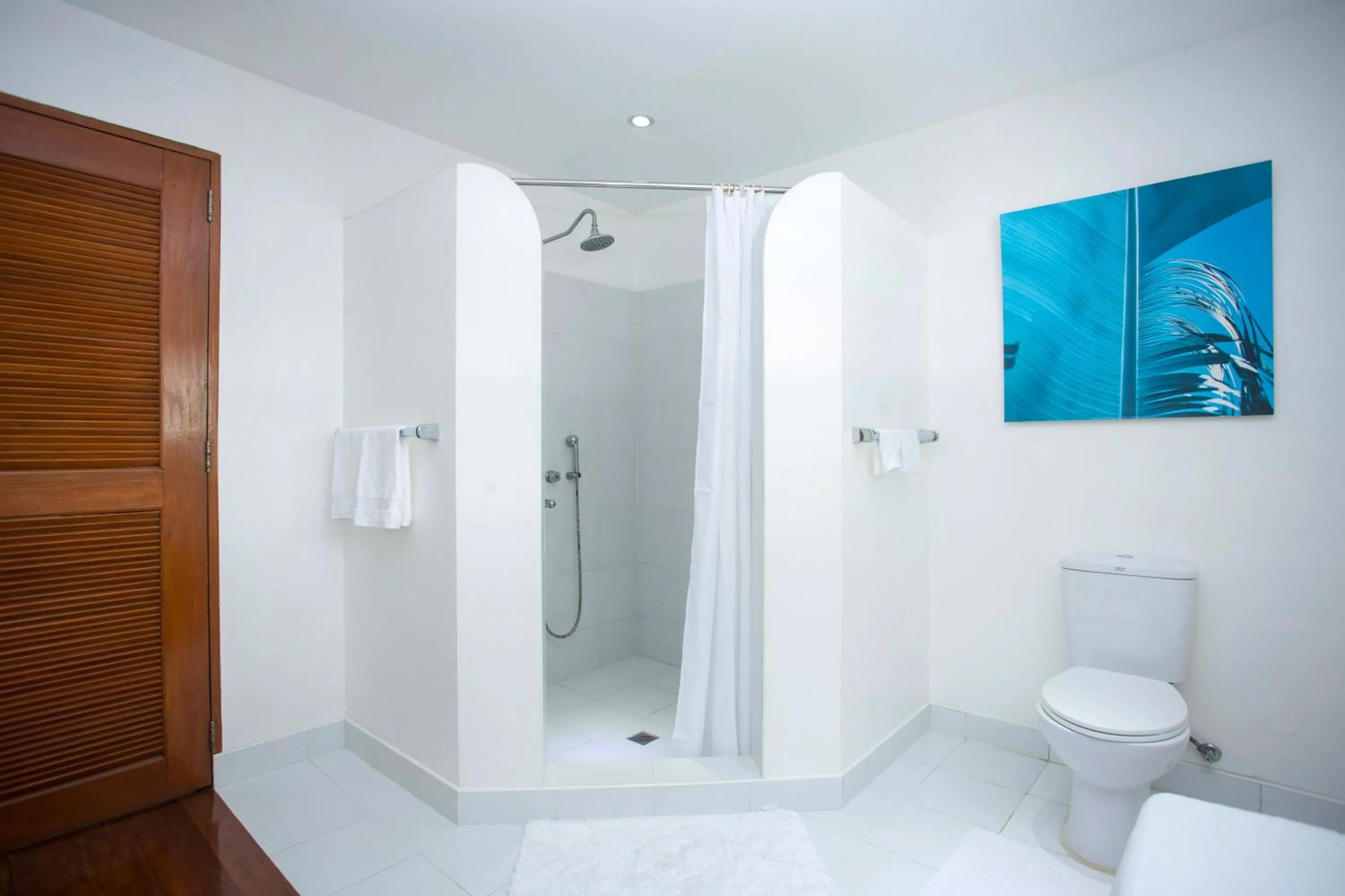 Shower in Mabuhay Beach House