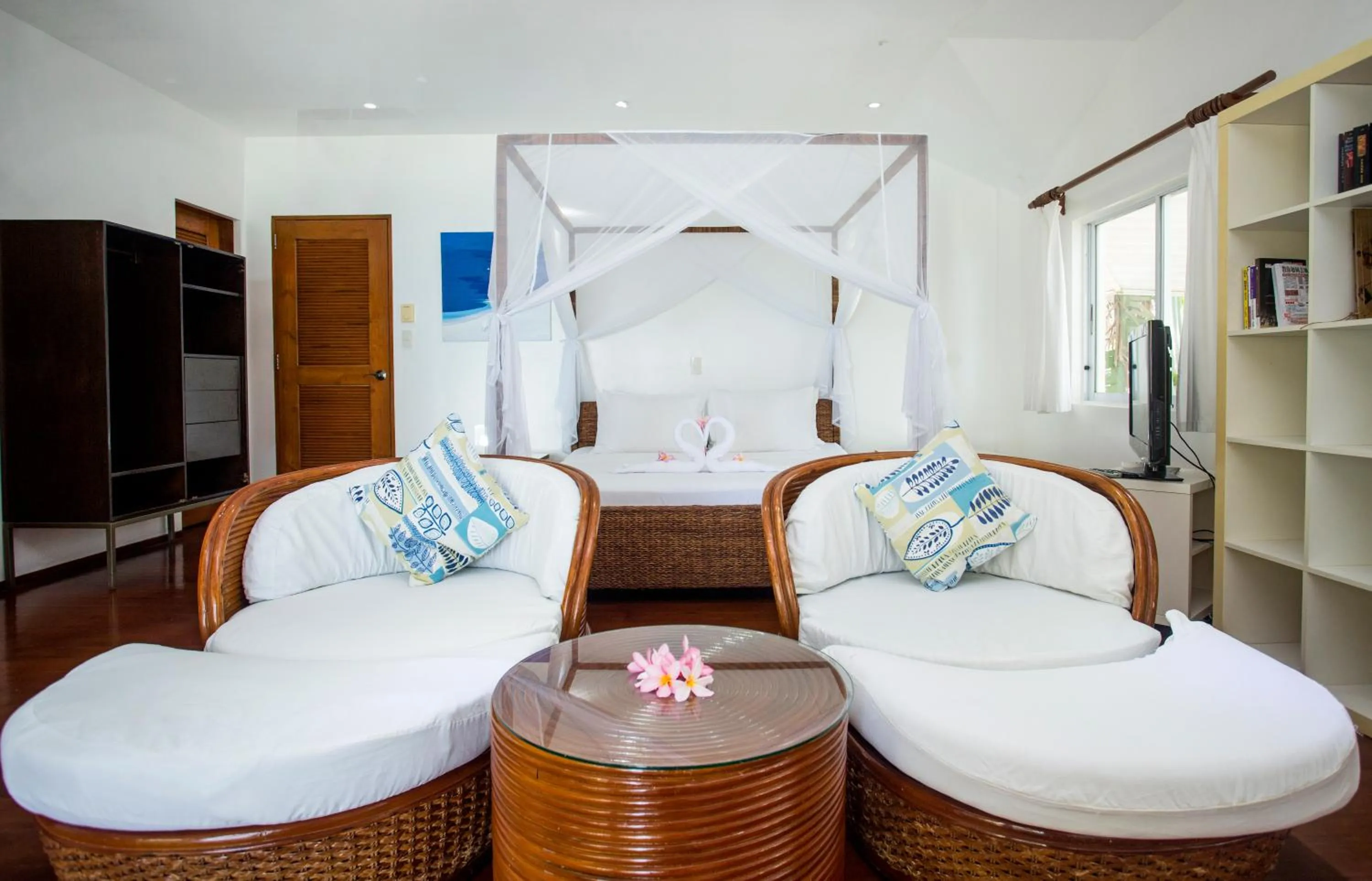Bed in Mabuhay Beach House