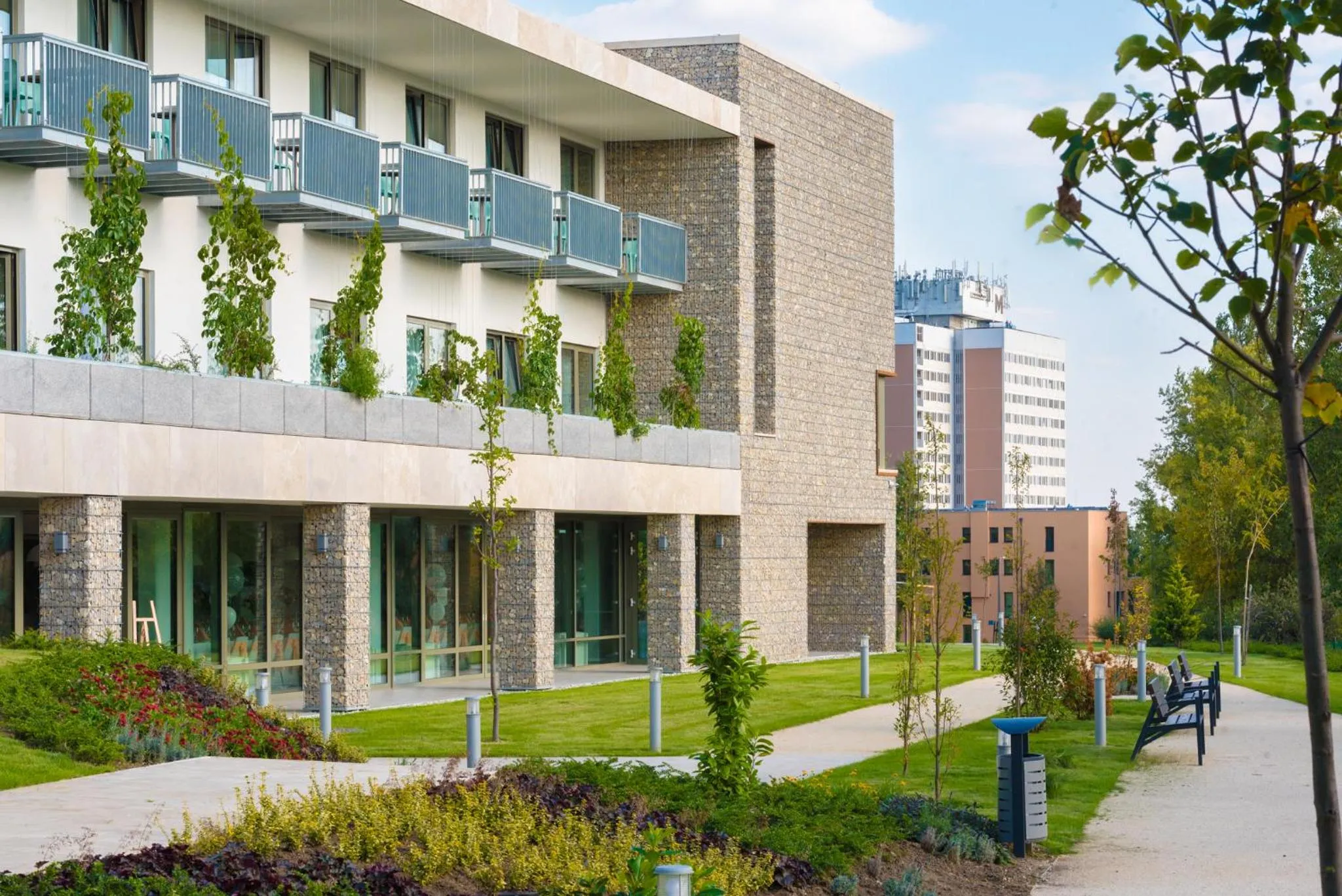 Property building in Akadémia Hotel