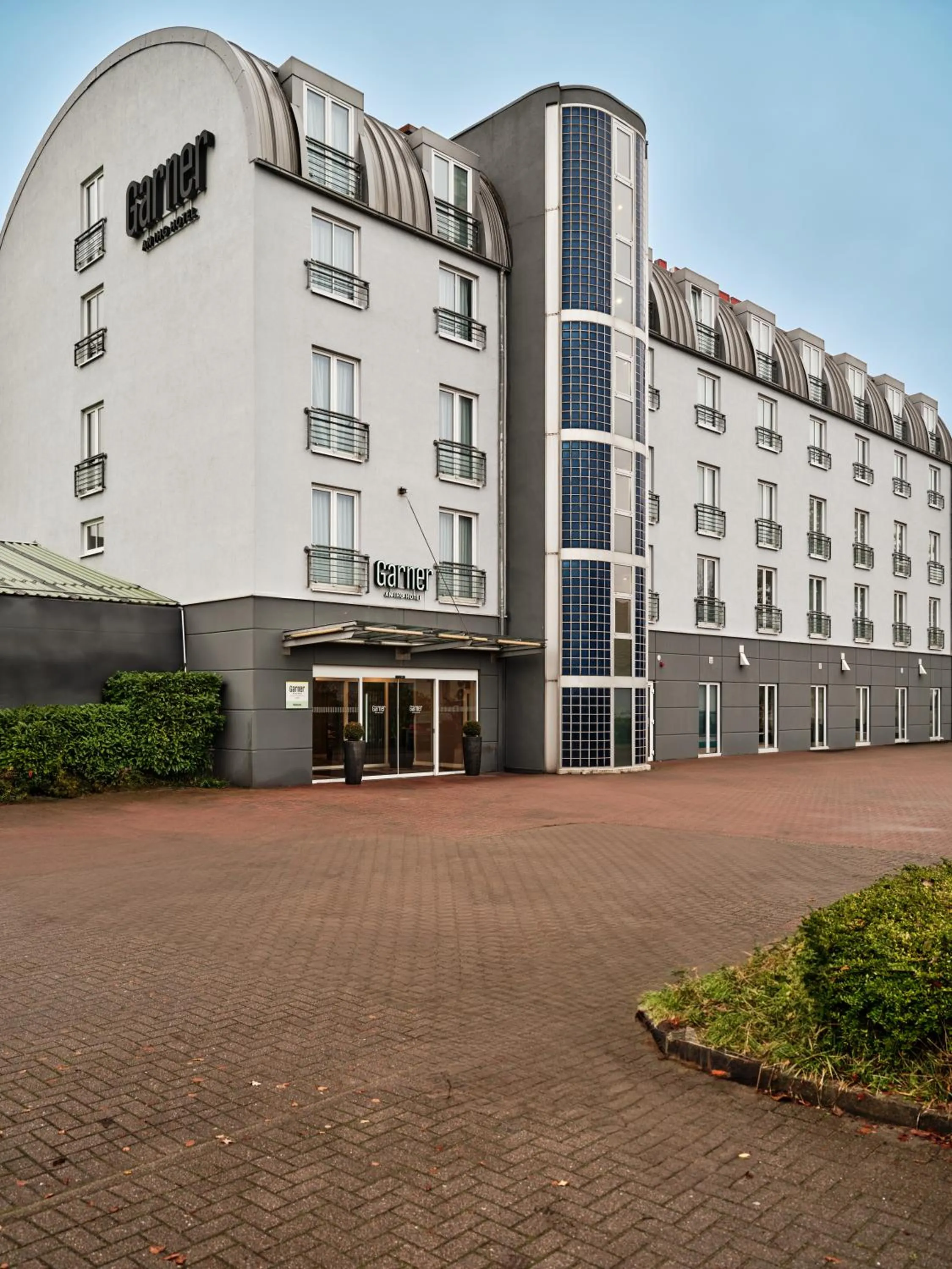 Property building in Garner Hotel Elmshorn by IHG