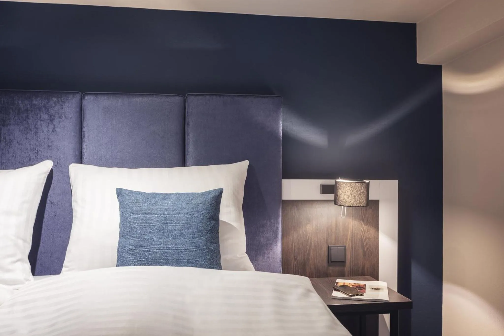 Photo of the whole room, Bed in Garner Hotel Elmshorn by IHG