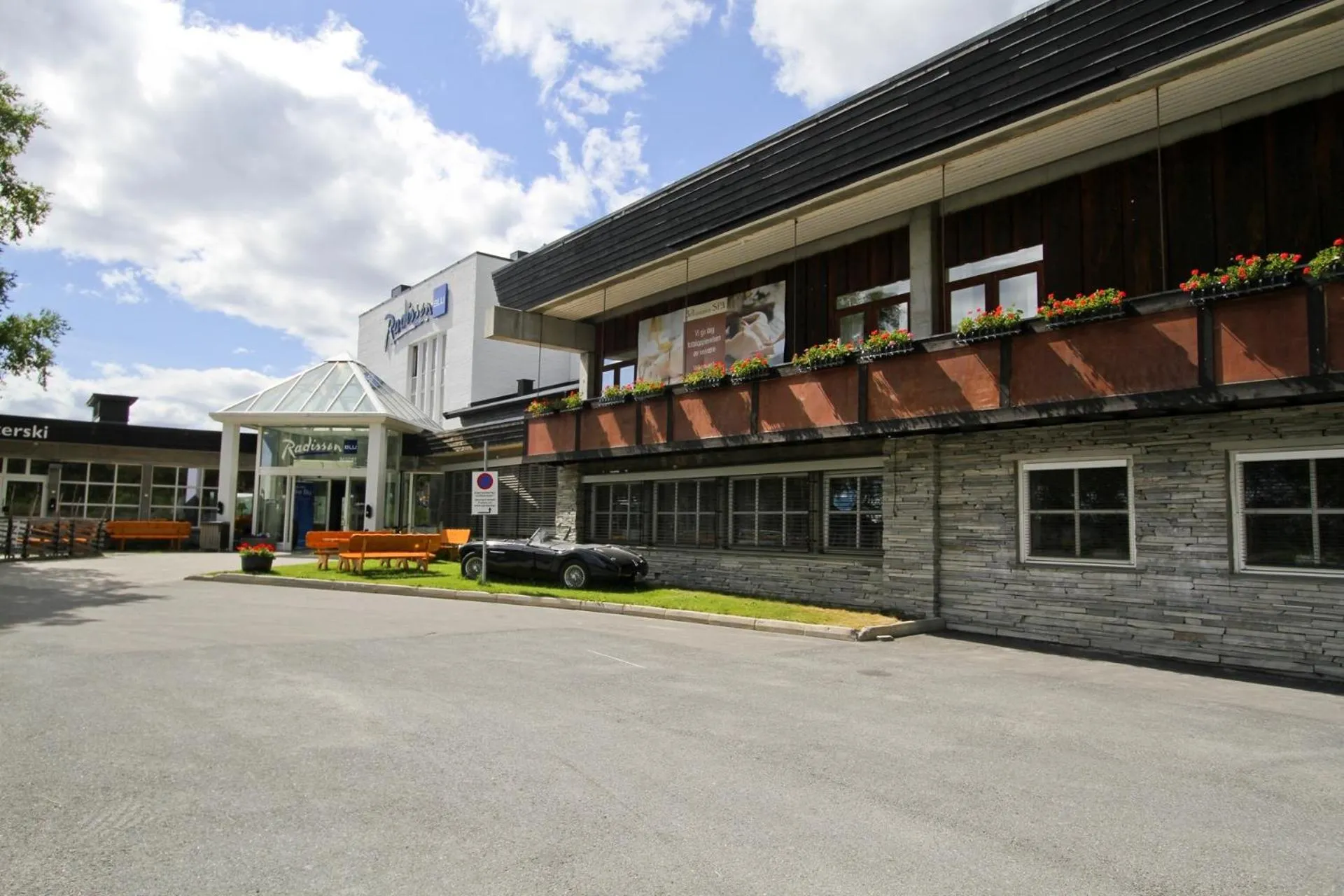Facade/entrance in Radisson Blu Resort, Beitostølen