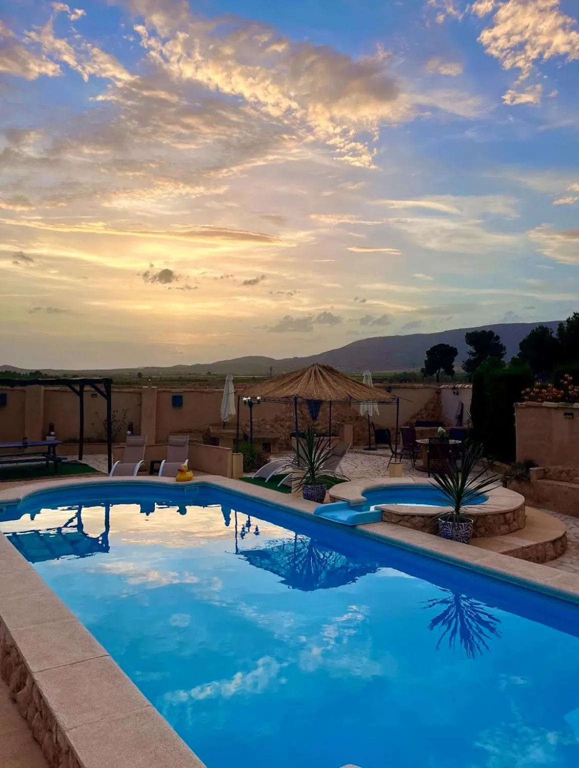 Garden in Casa Rural Ubeda - B&B - Pinoso-Alicante