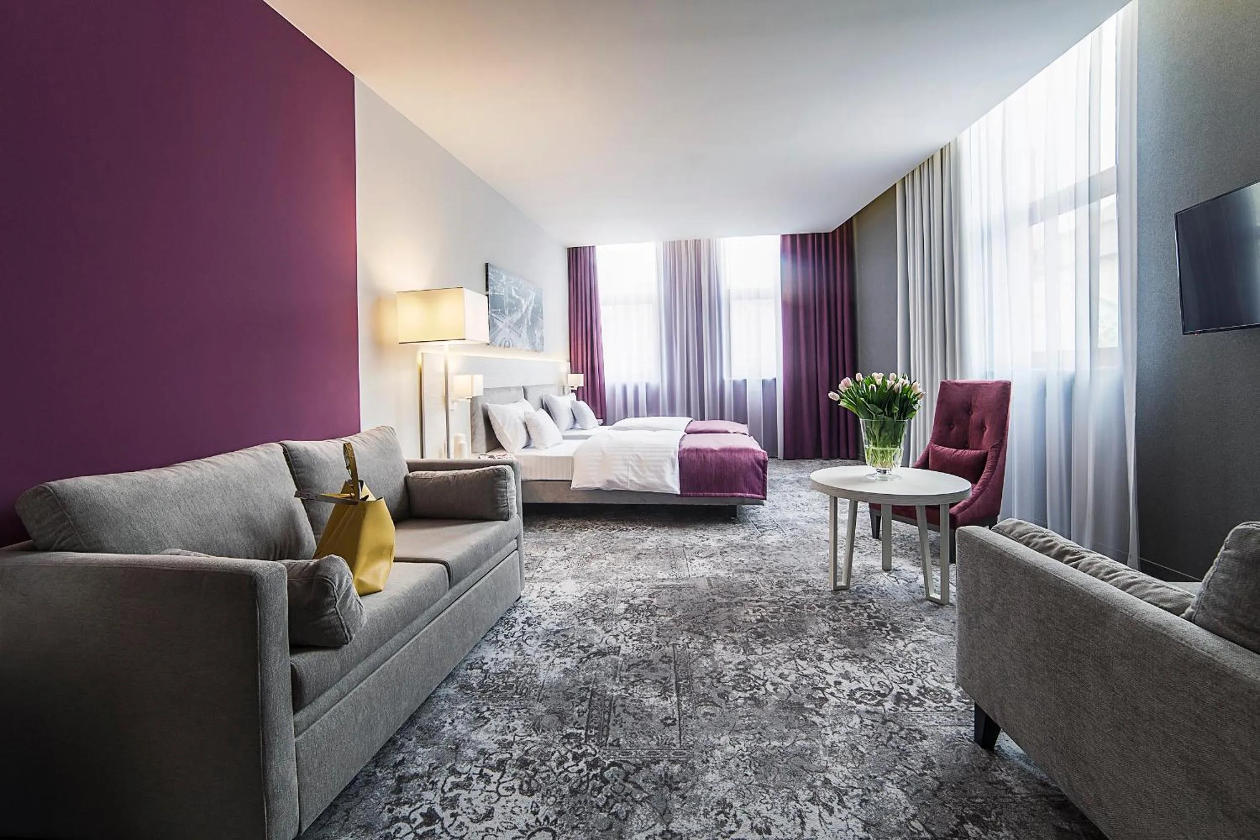 Photo of the whole room, Bed in Hotel Metropolitan