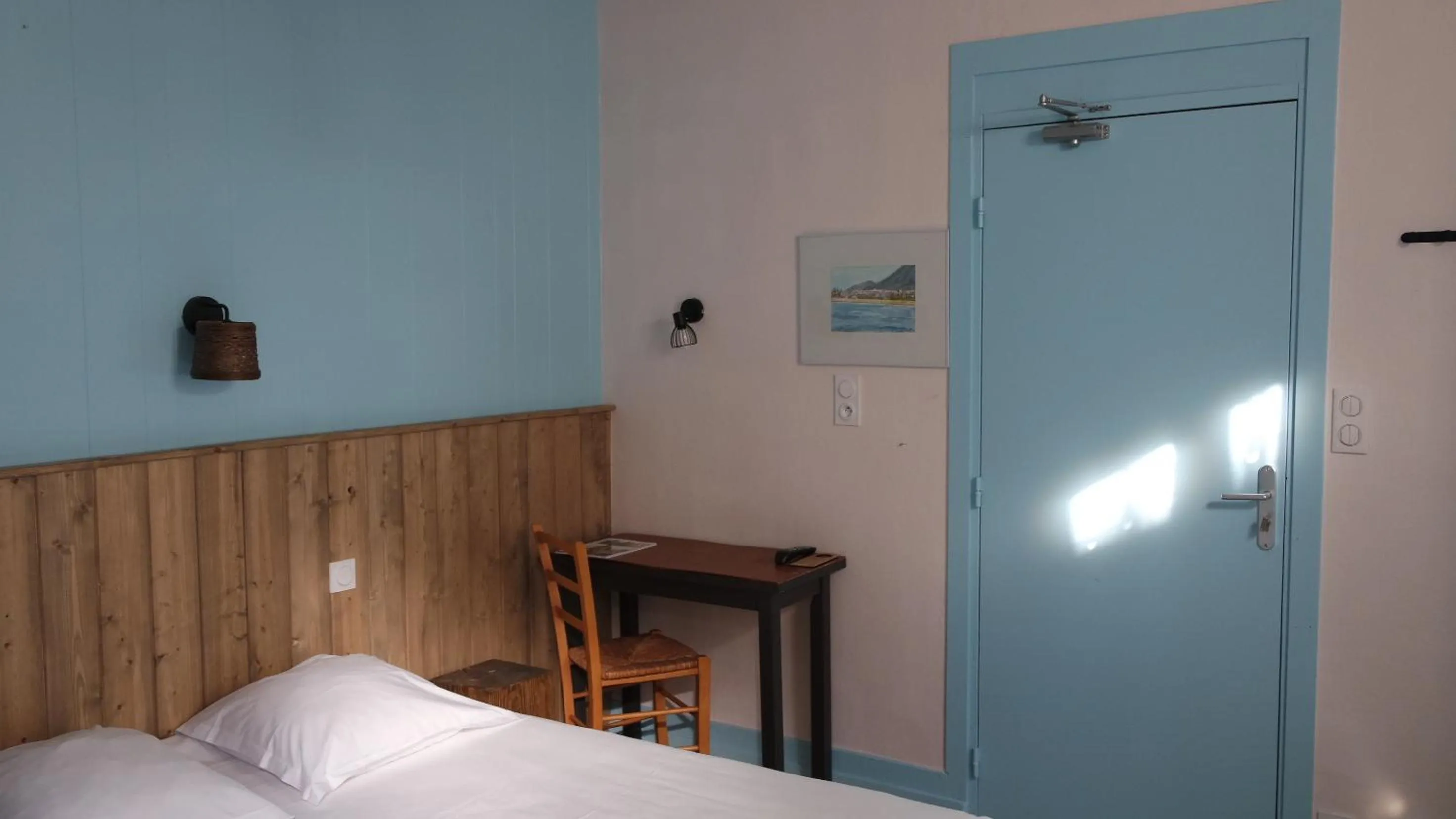 Bed in Hotel Le Colibri