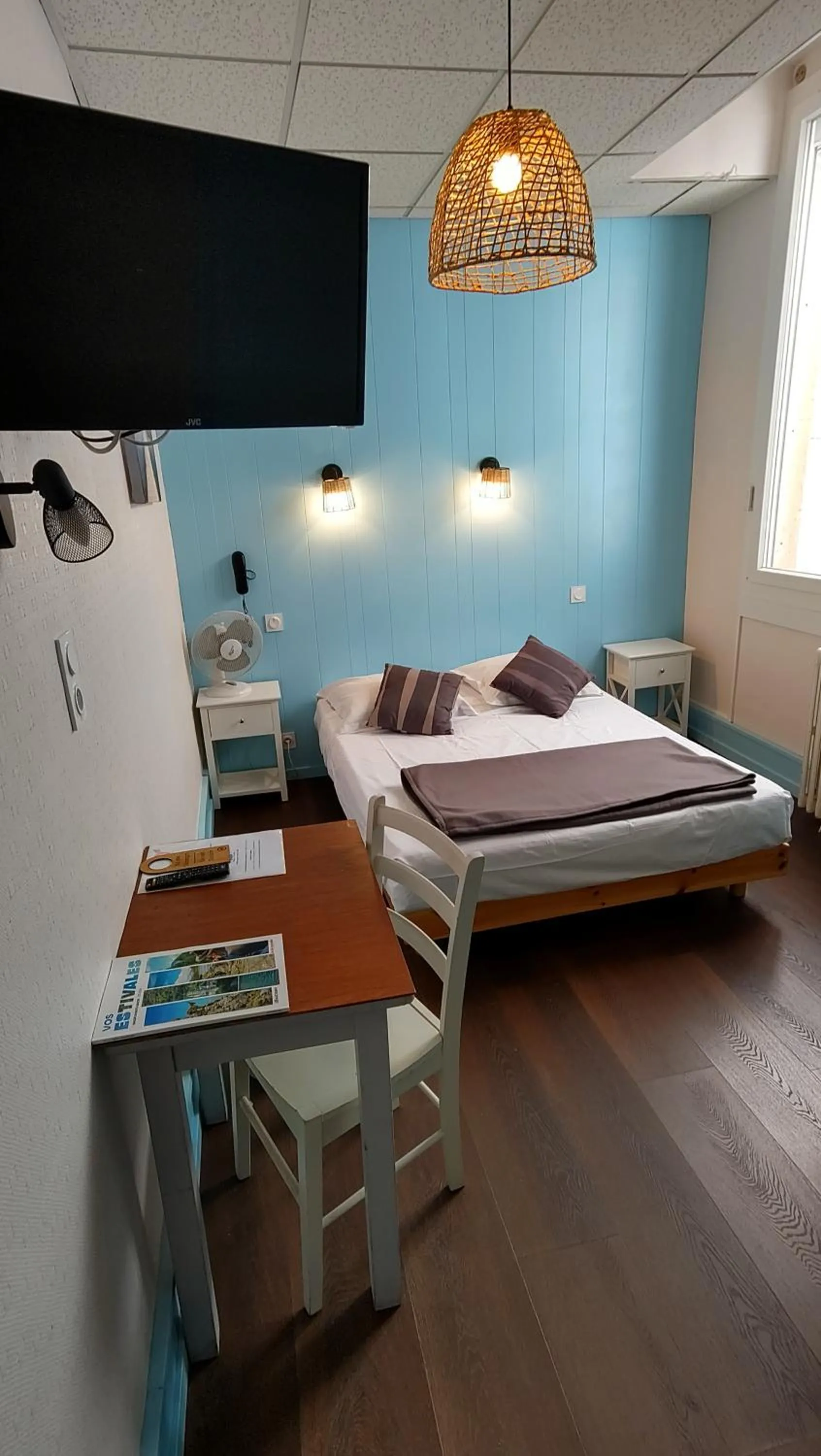 Bed in Hotel Le Colibri