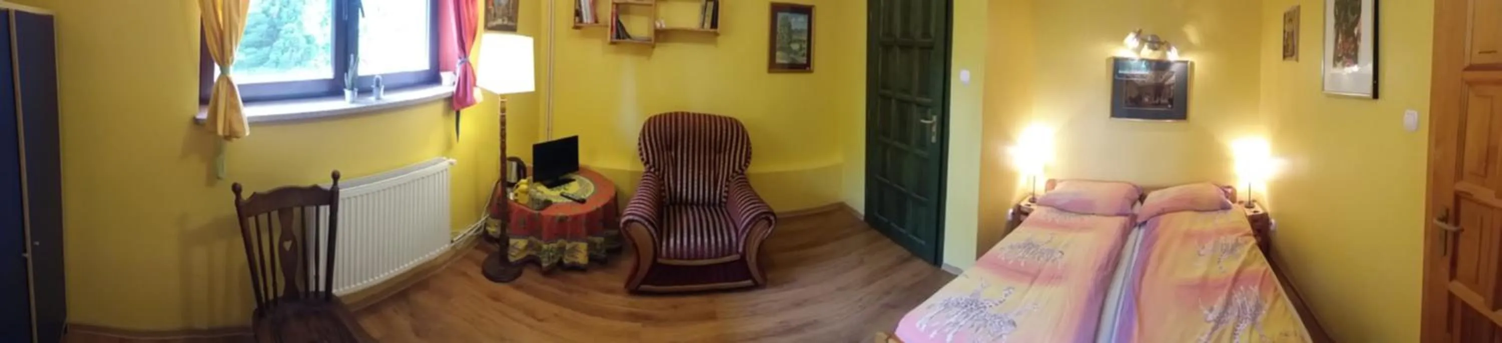 Bed in Willa Mirabelka