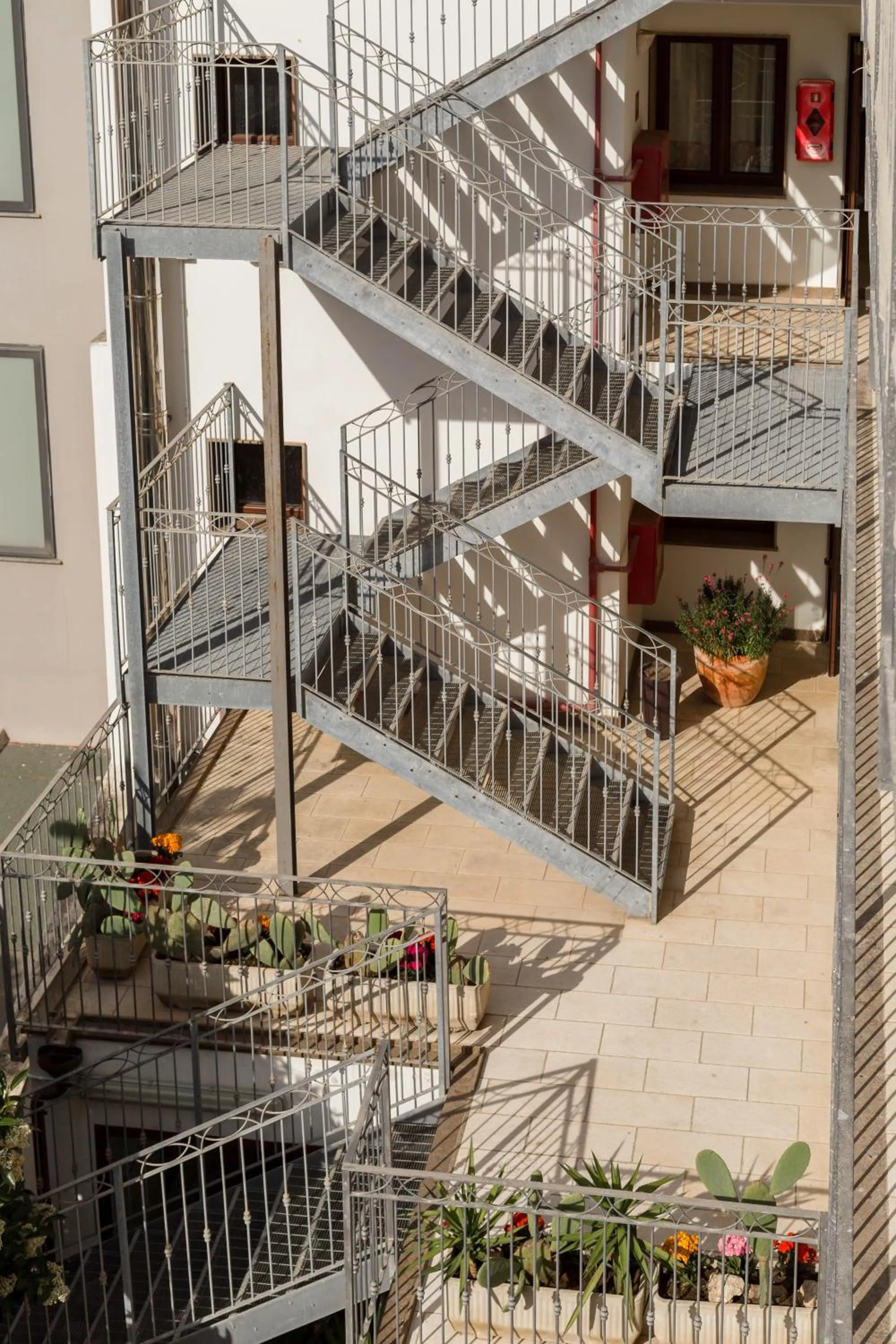 Property building in Hotel Domomea