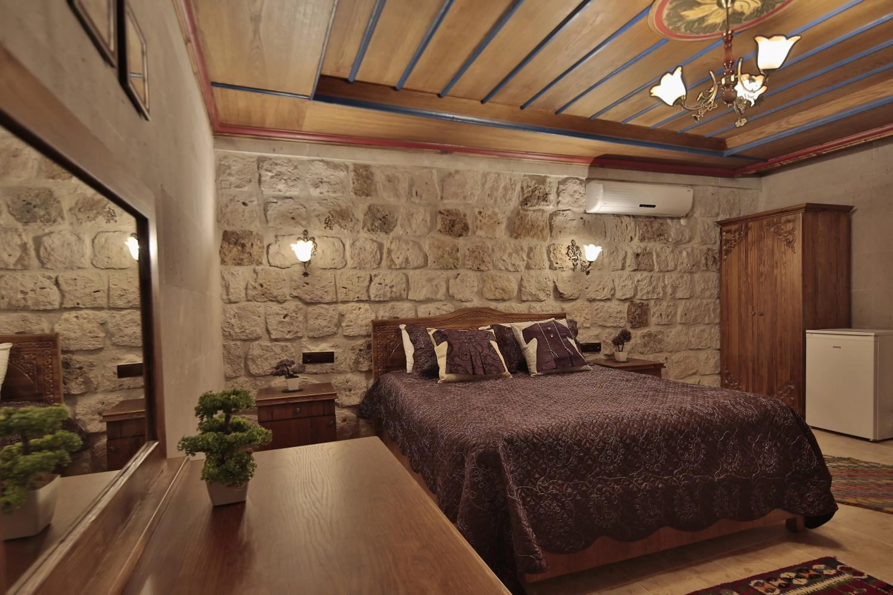 Bed in Guzide Cave Hotel