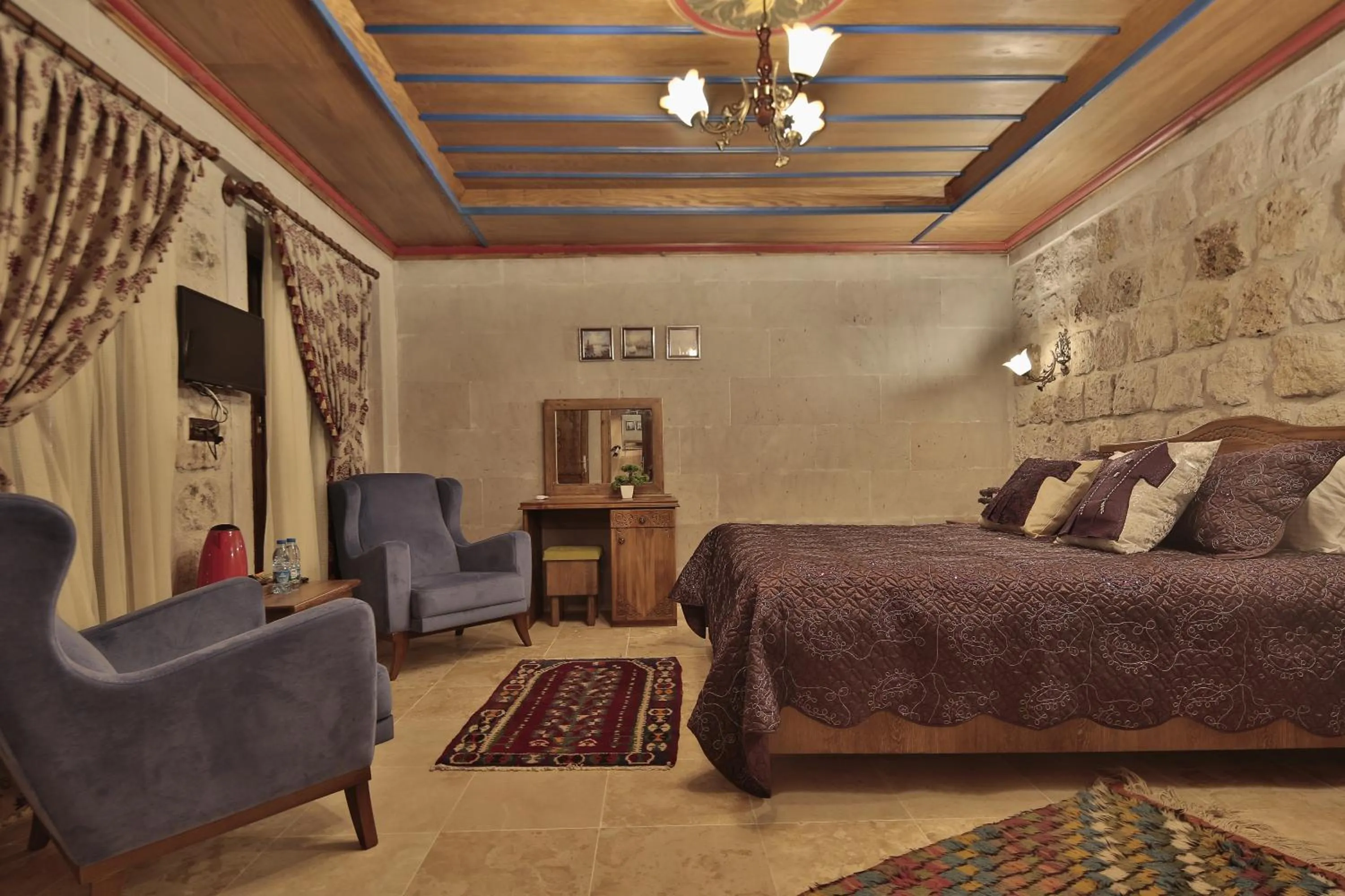 Bed in Guzide Cave Hotel