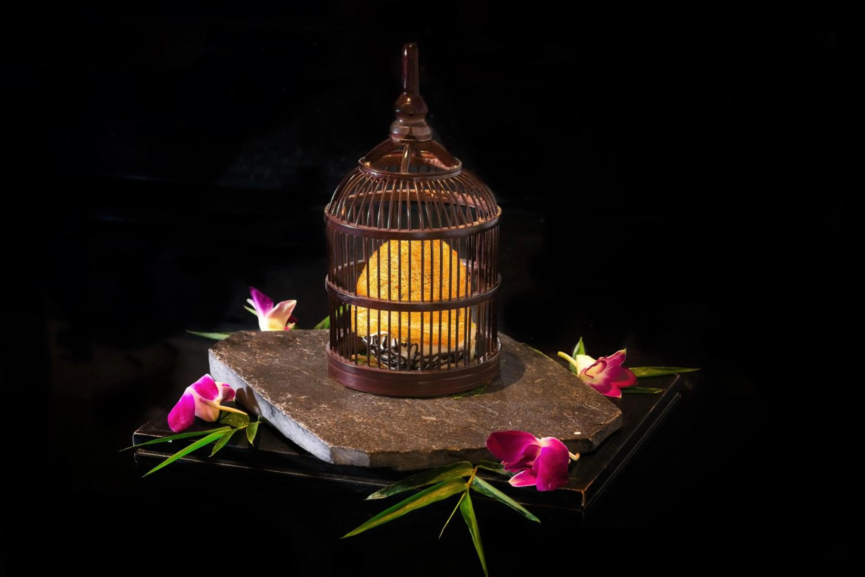 Evening entertainment in Azerai La Residence, Hue