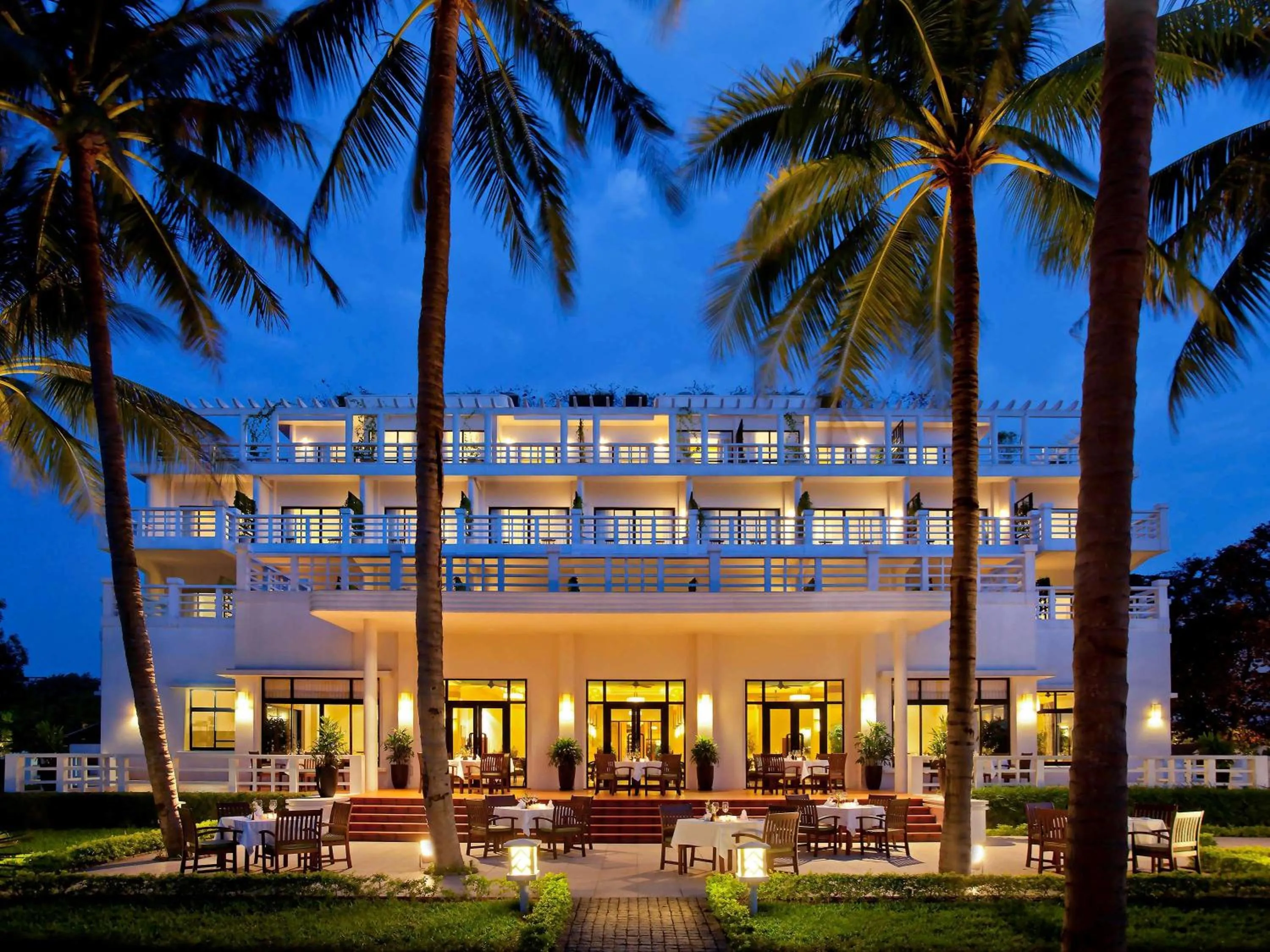 Restaurant/places to eat in Azerai La Residence, Hue