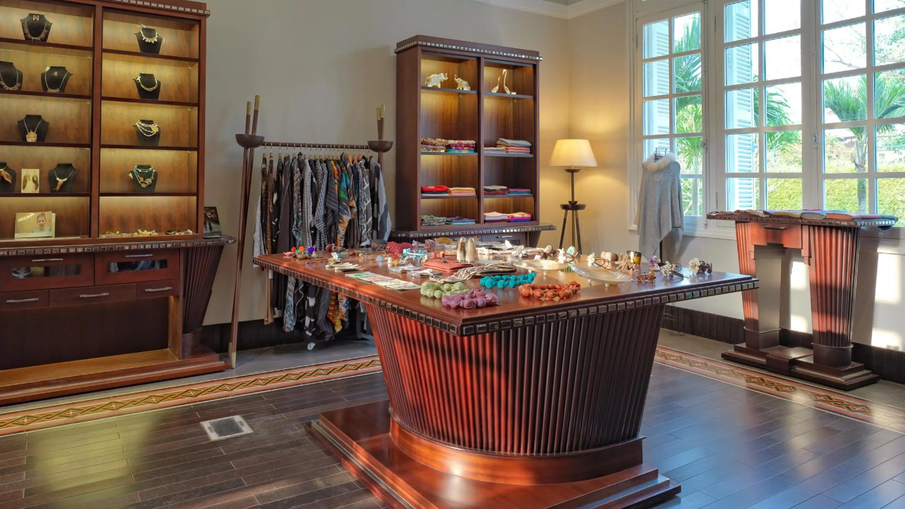 Area and facilities in Azerai La Residence, Hue