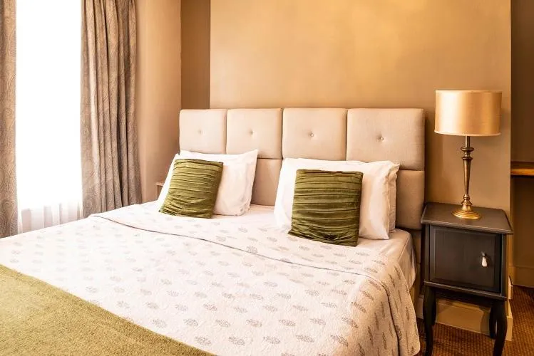 Bed in Fielding Hotel