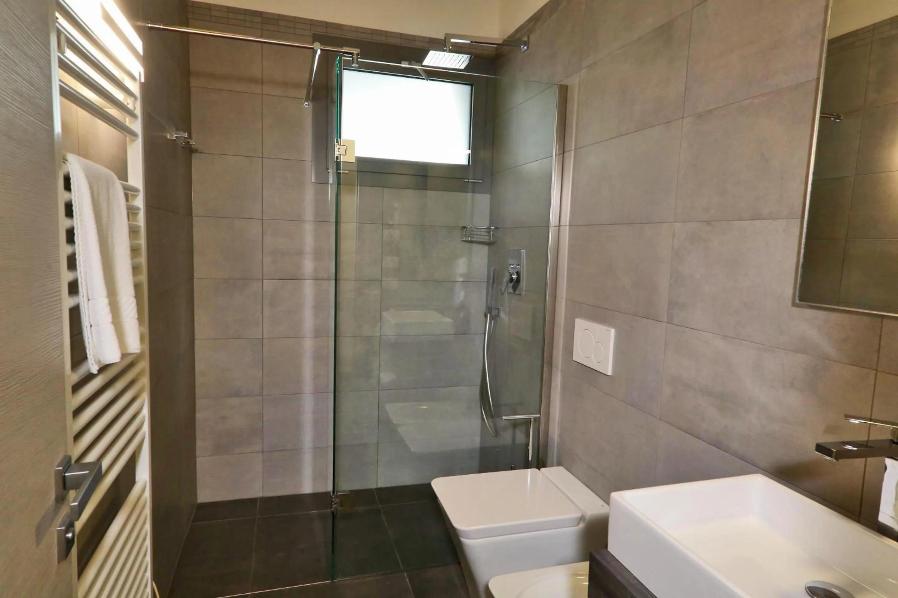 Shower in Ninfea Wellness & Spa Residence