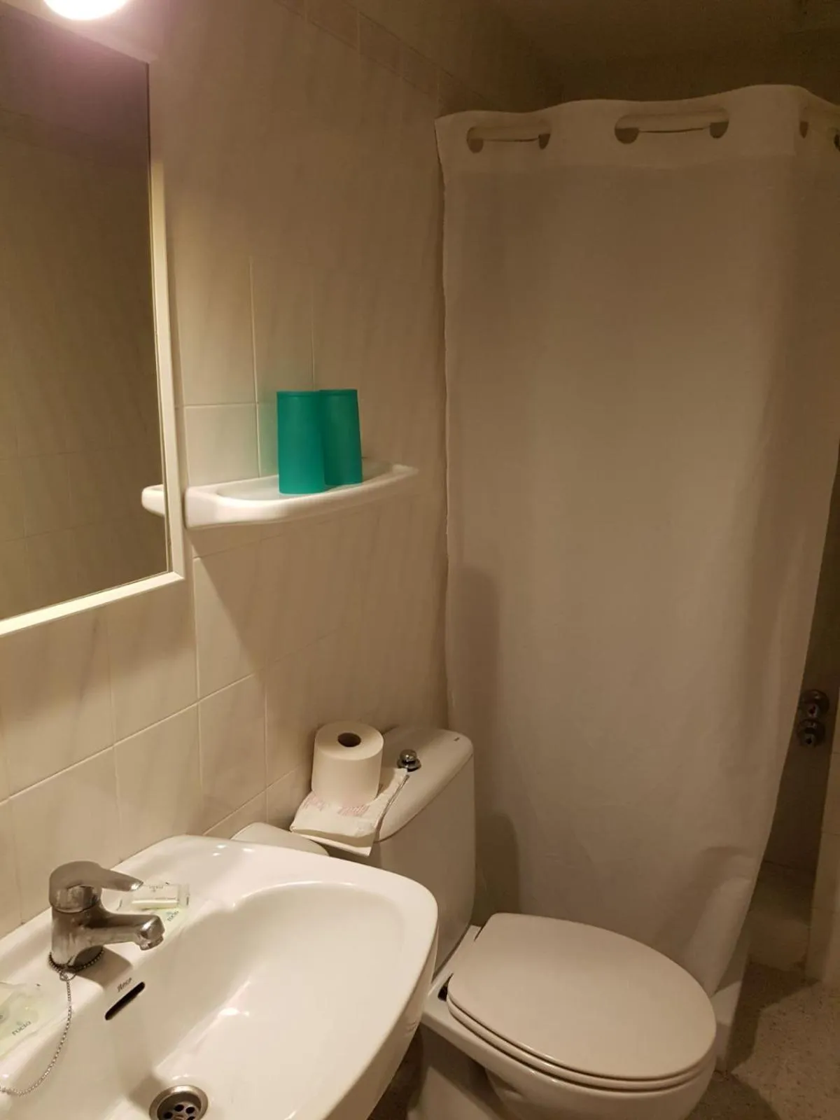 Bathroom in Hostal Restaurante Playa