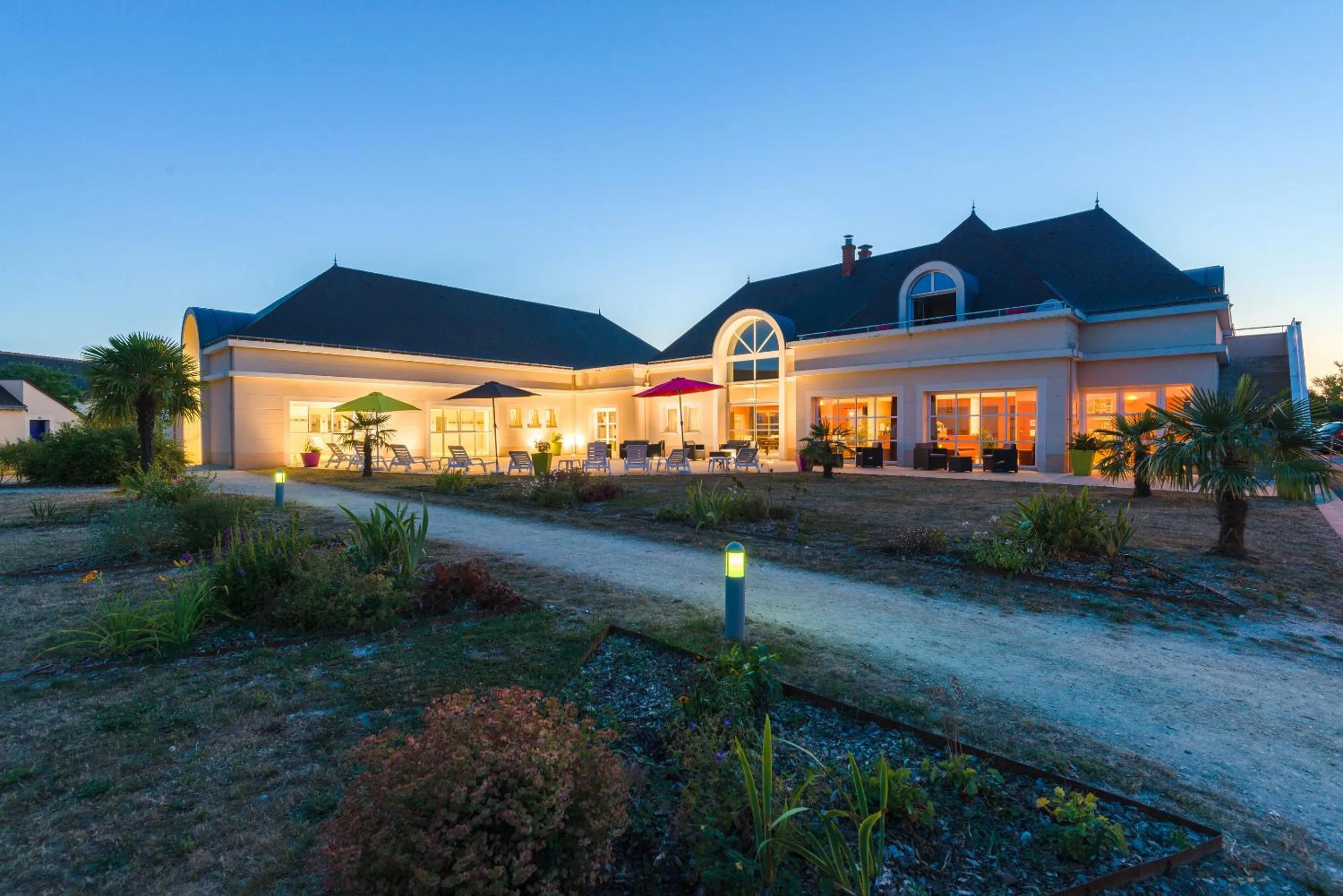 Facade/entrance in Lagrange Vacances Les Jardins Renaissance