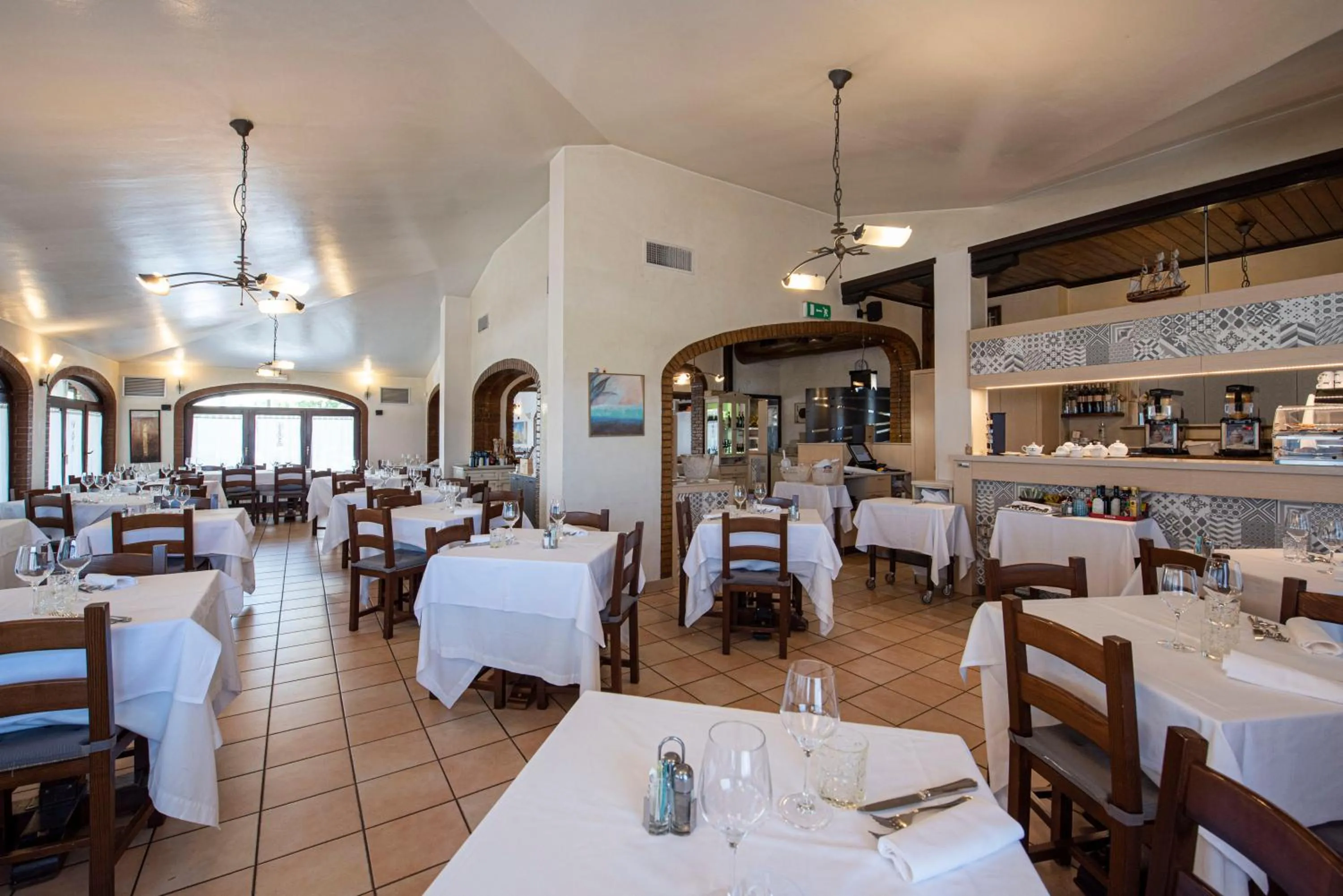 Restaurant/places to eat in Hotel Cristoforo Colombo
