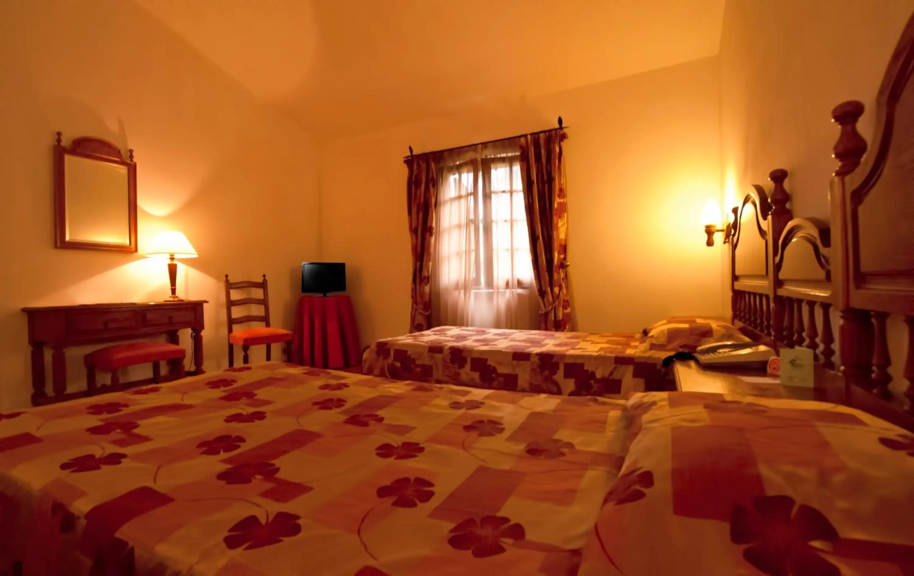 Photo of the whole room in Hotel Quinta Da Lagoa